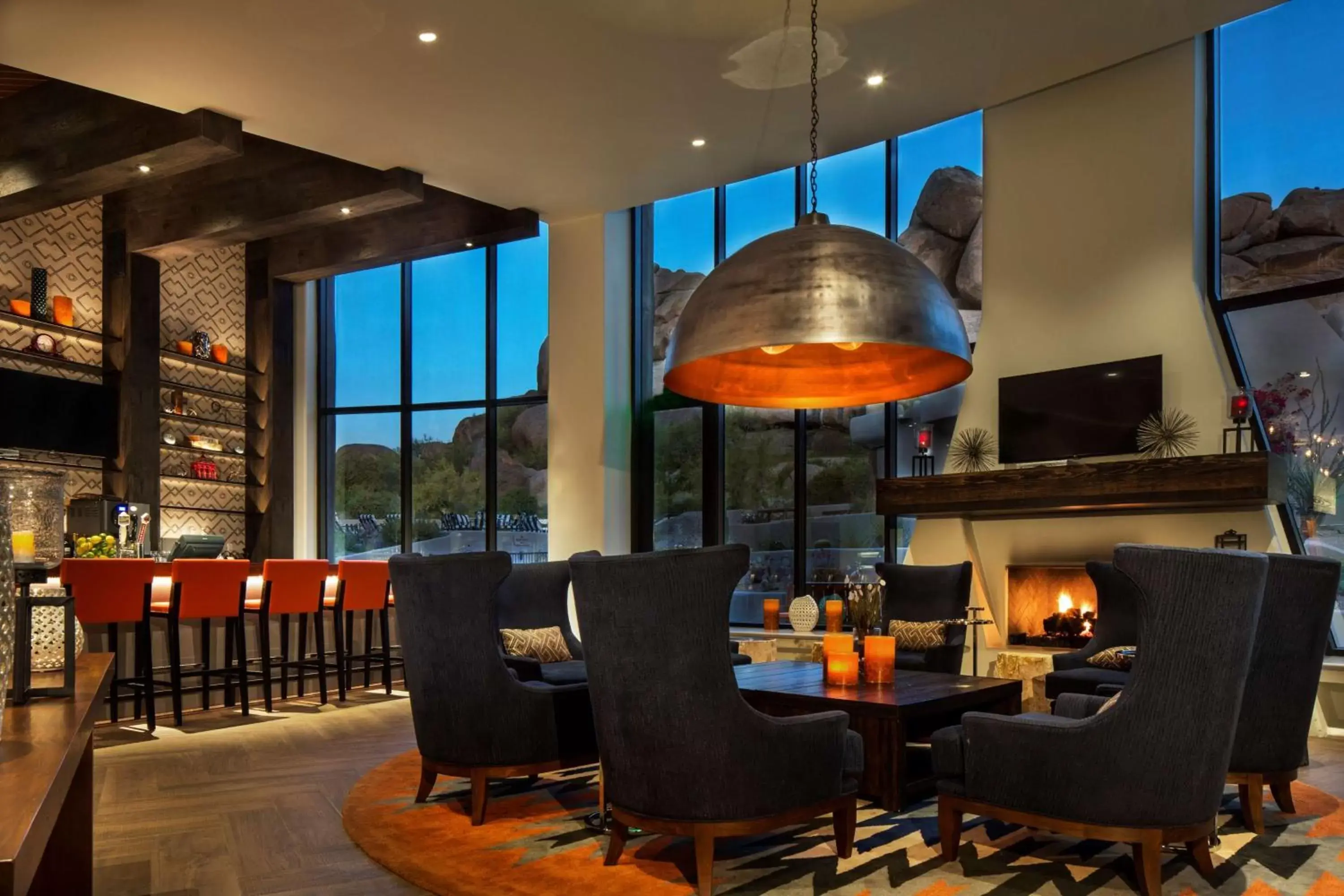 Lounge or bar in Boulders Resort & Spa Scottsdale, Curio Collection by Hilton