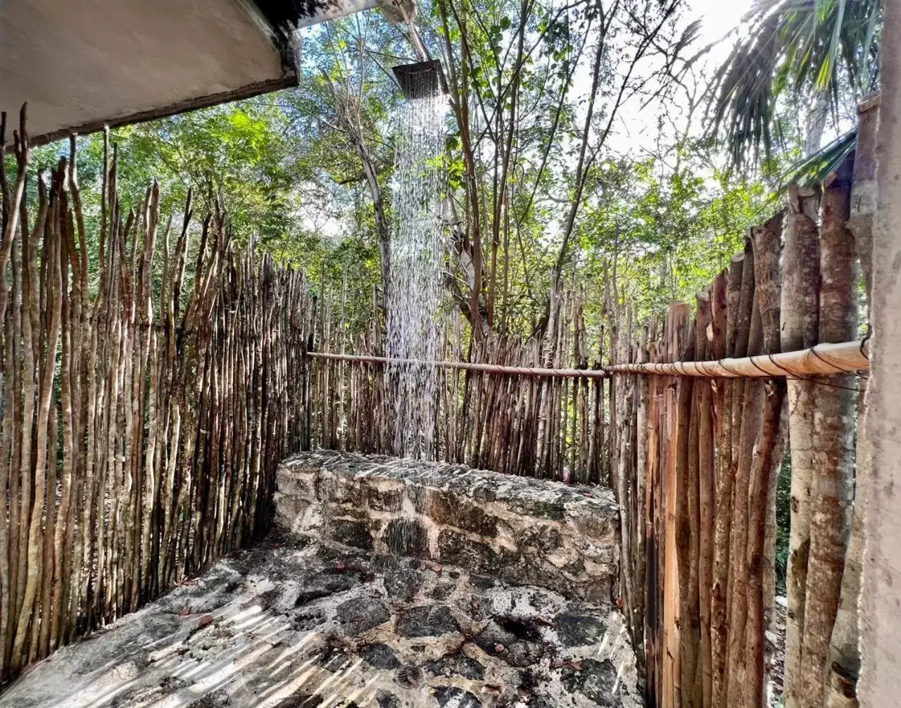 Shower in El Encanto - Hotel Boutique & Spa