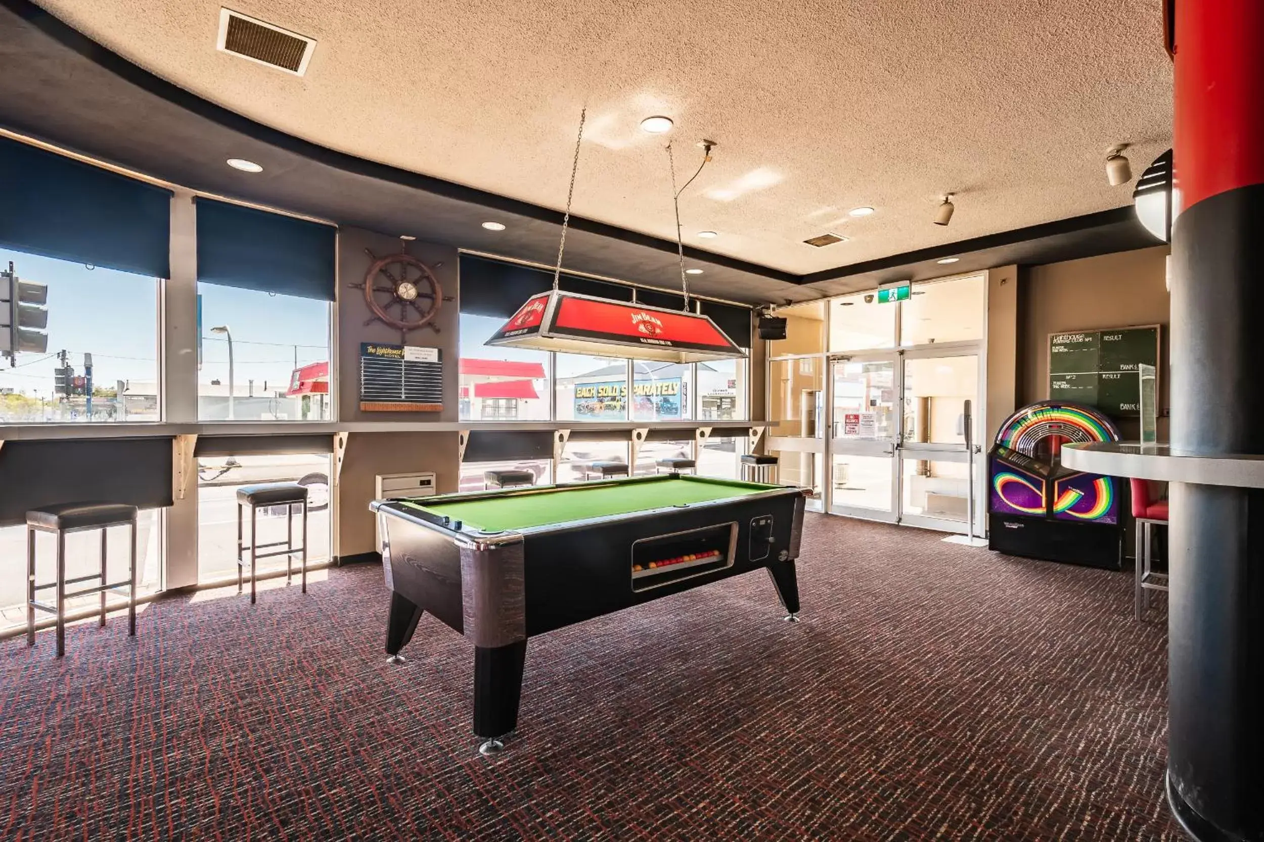 Lounge or bar, Billiards in The Lighthouse Hotel