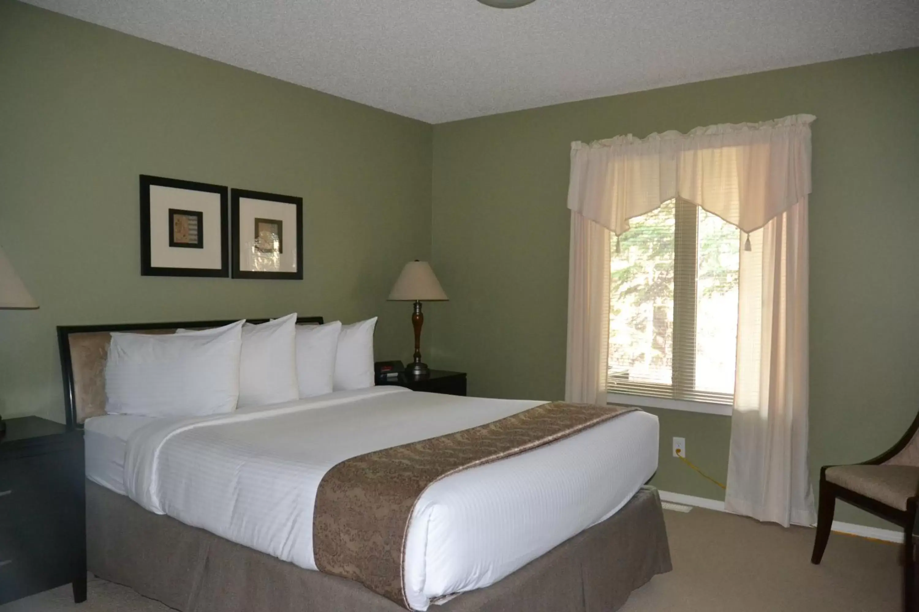 Bedroom, Room Photo in Village Creek Country Inn