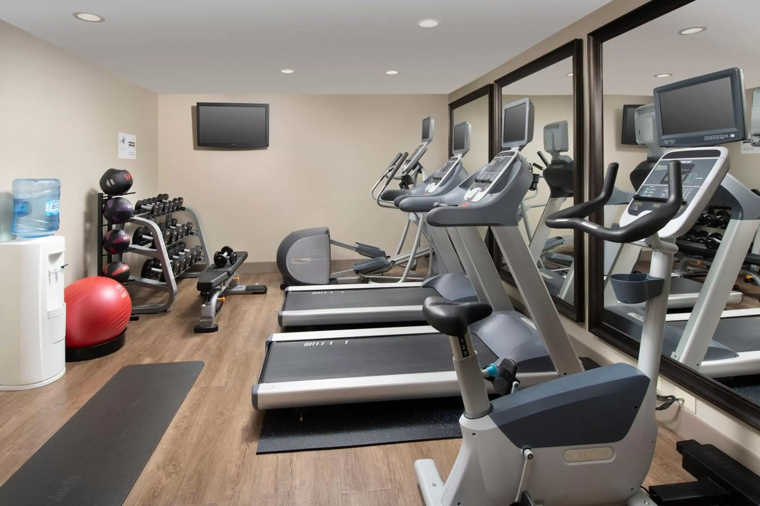 Fitness centre/facilities, Fitness Center/Facilities in Staybridge Suites Baltimore BWI Airport, an IHG Hotel