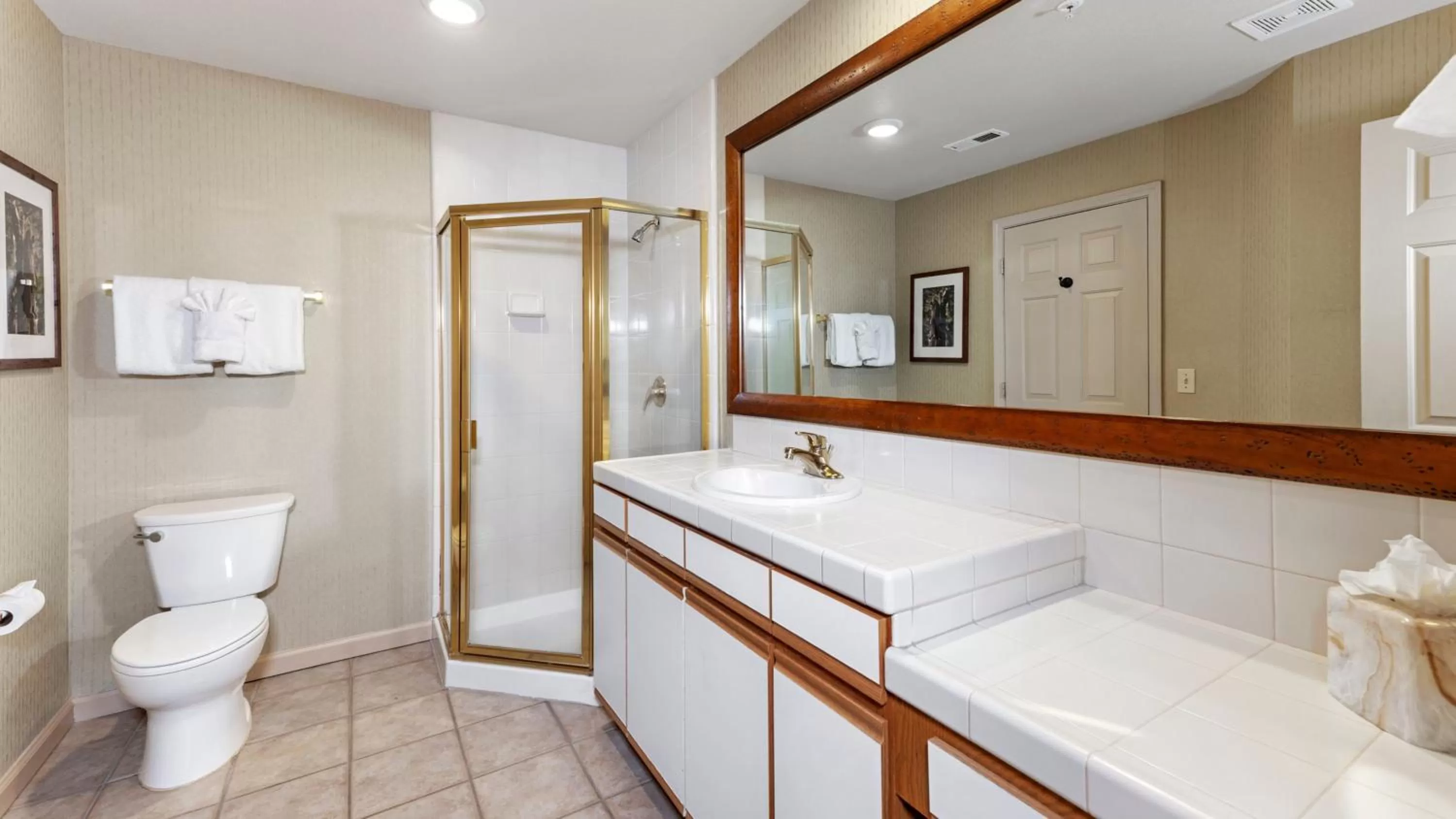 Bathroom in Holiday Inn Club Vacations - Tahoe Ridge Resort