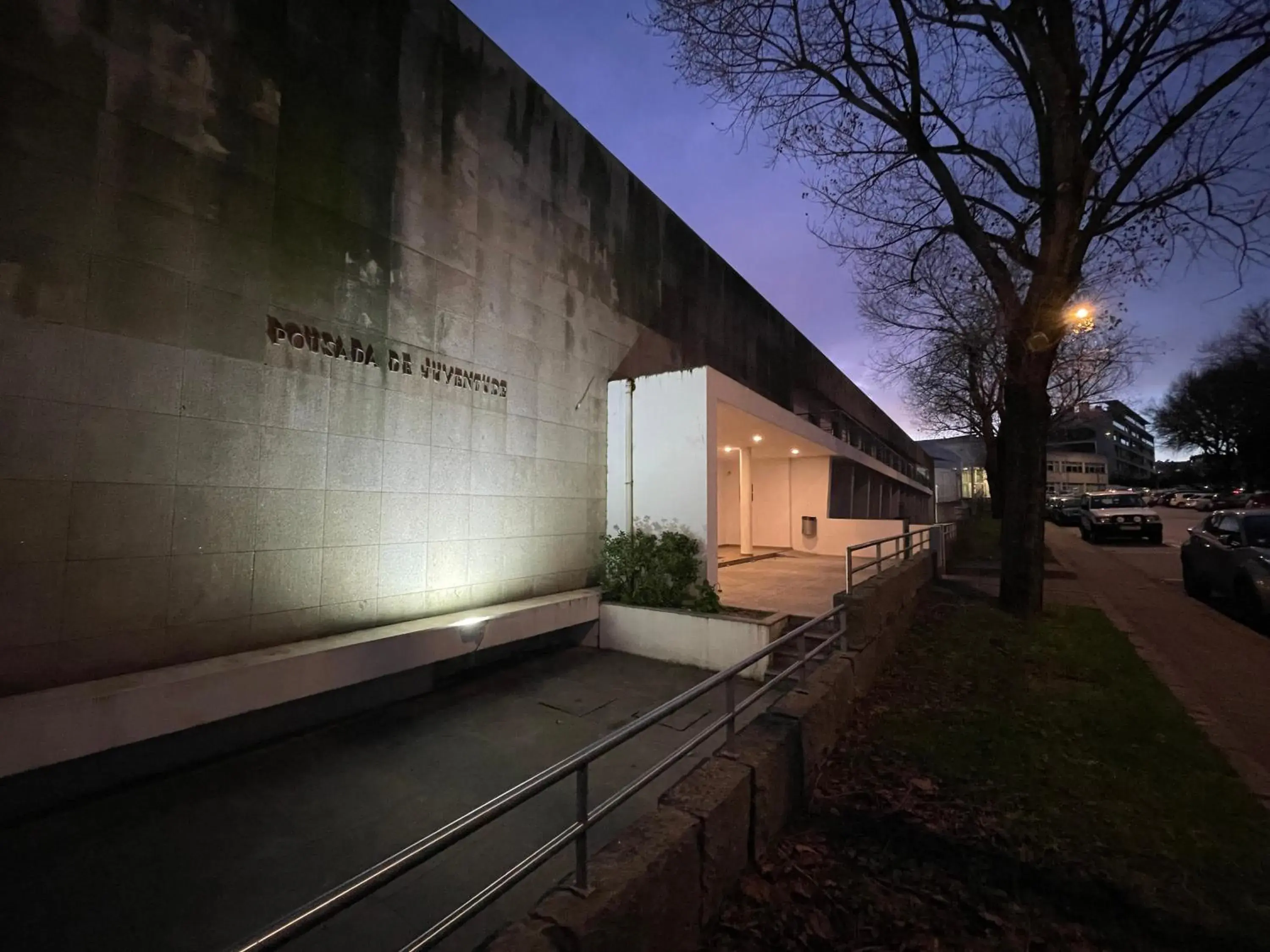 Facade/entrance, Property Building in HI Porto - Pousada de Juventude