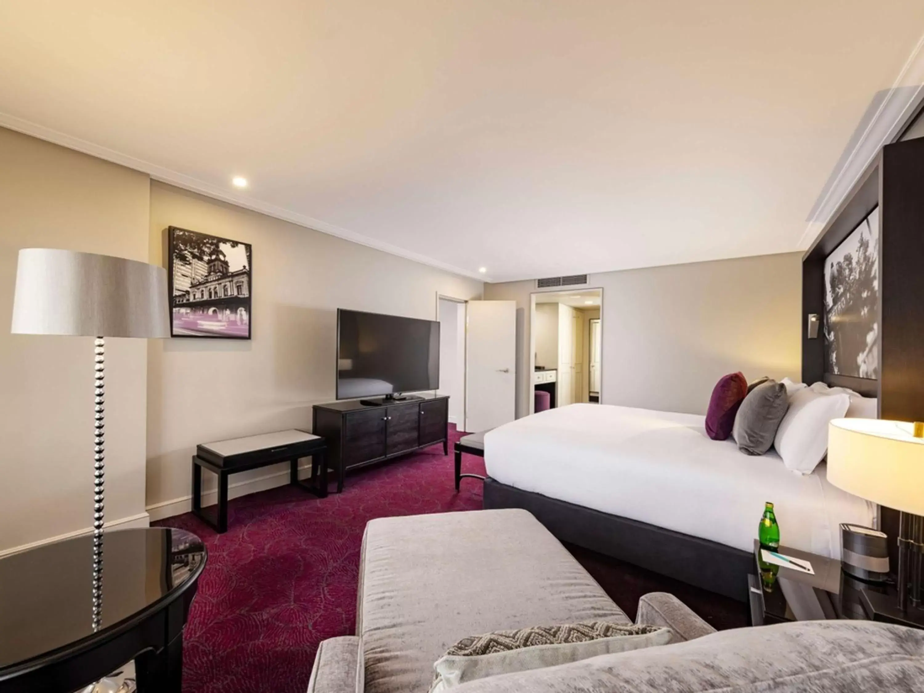 Bedroom, TV/Entertainment Center in Sofitel Brisbane Central