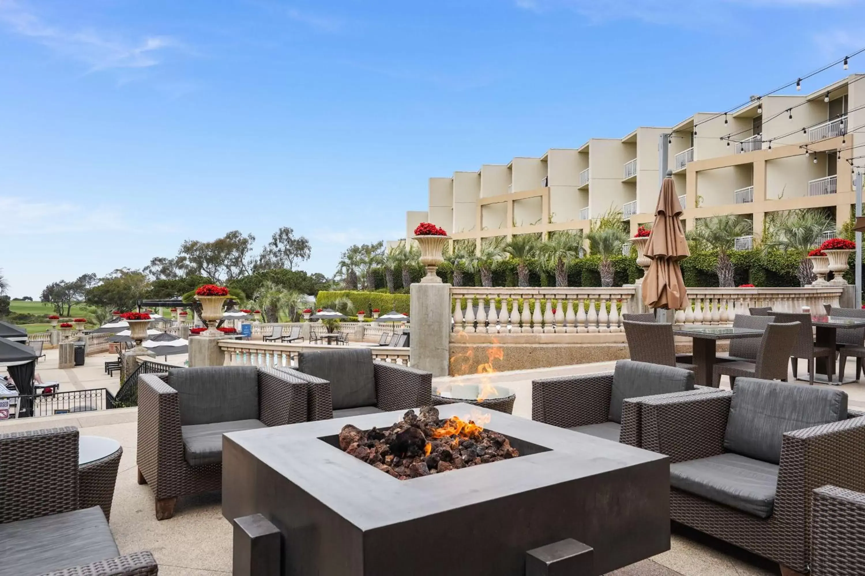 Restaurant/places to eat in Hilton La Jolla Torrey Pines