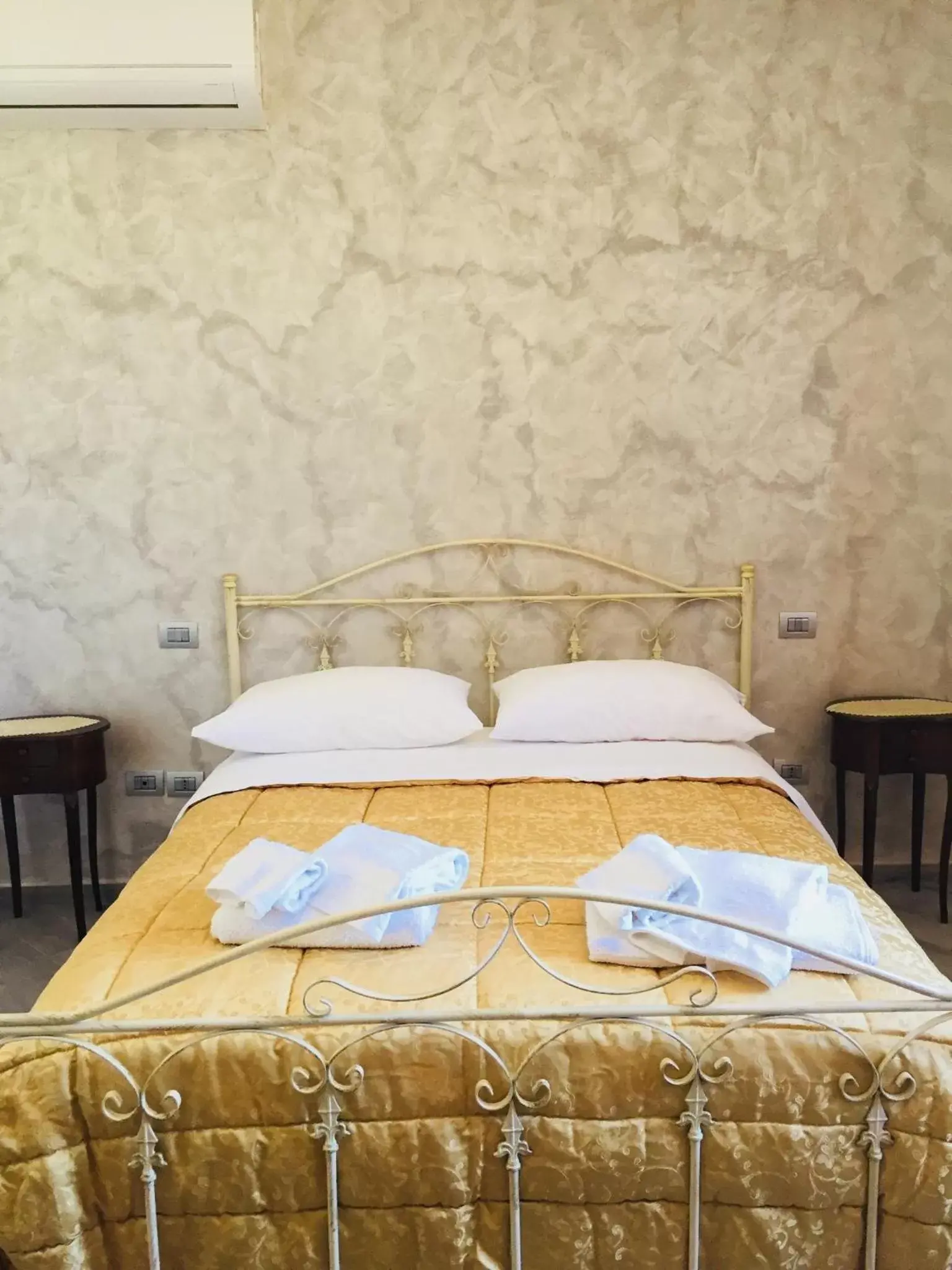 Bed in San Michele