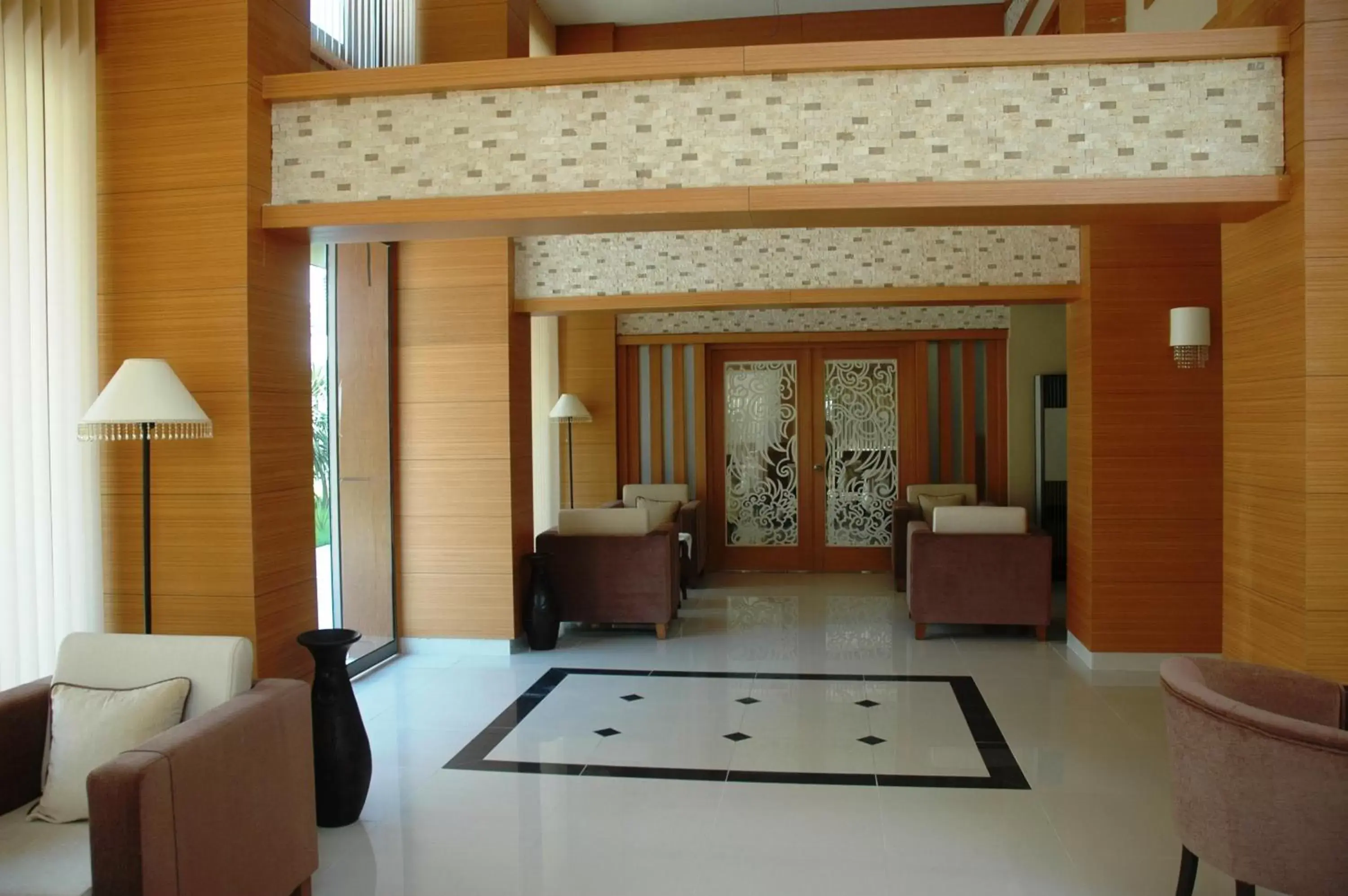 Lobby or reception in Suite Laguna Otel