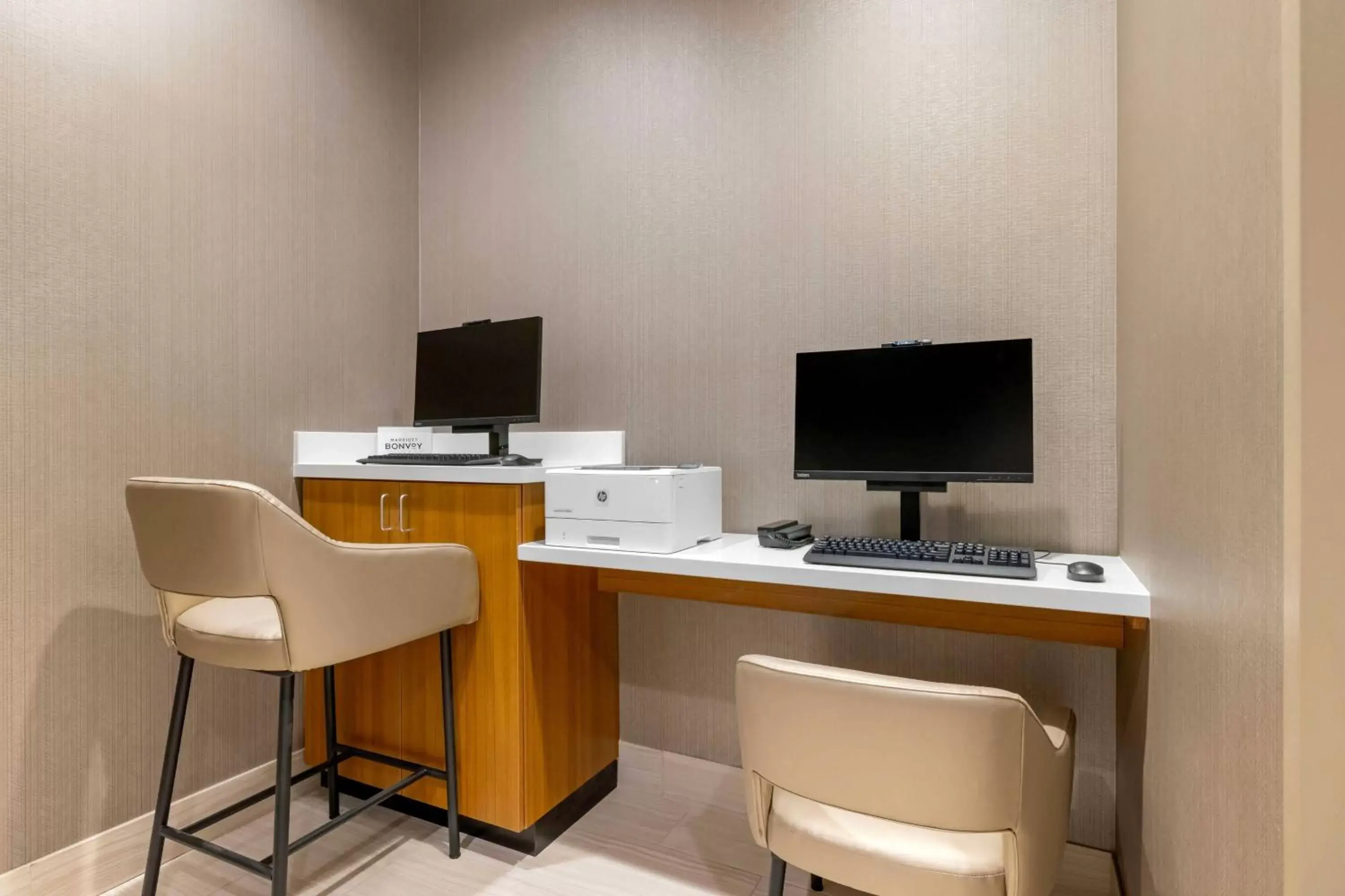 Other, TV/Entertainment Center in SpringHill Suites by Marriott Anaheim Placentia Fullerton