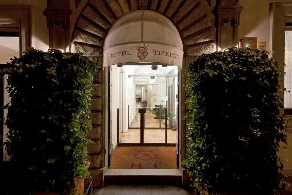 Facade/entrance in Hotel Tiferno