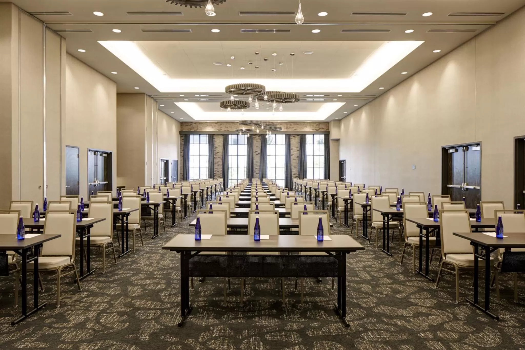 Meeting/conference room in Archer Hotel Florham Park