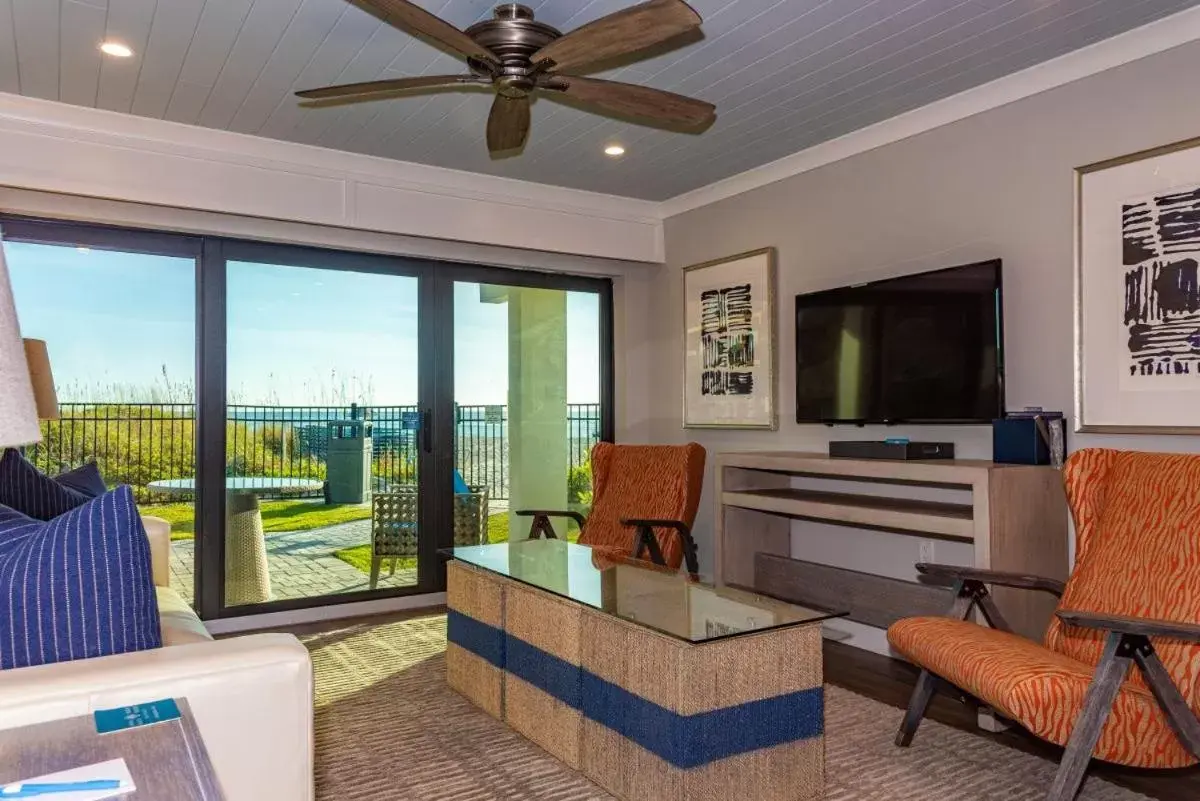 Seating Area in Anna Maria Beach Resort