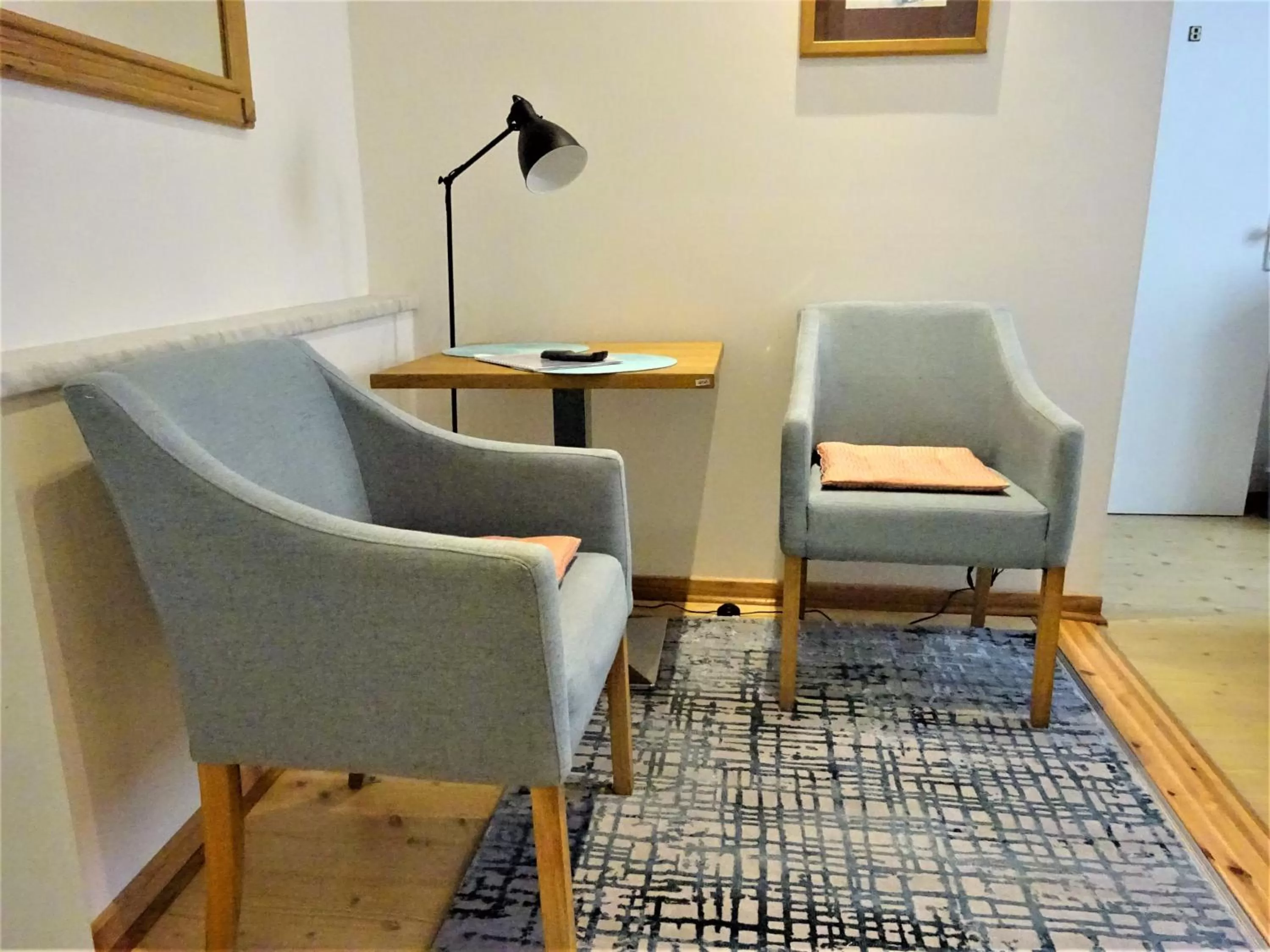 Seating area in Hotel Pension Zur Fährbrücke