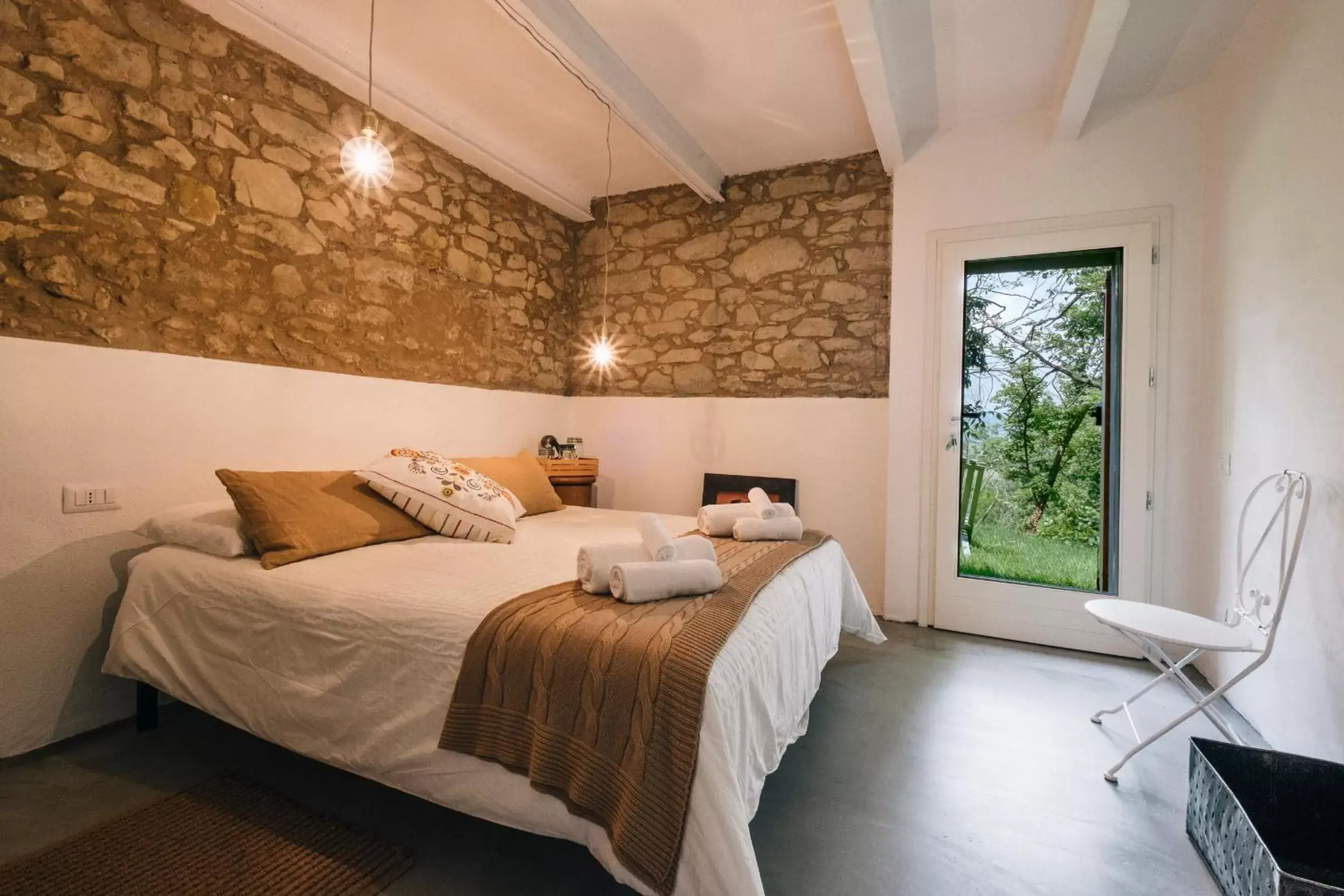 Bedroom, Bed in Sotto I Sassi