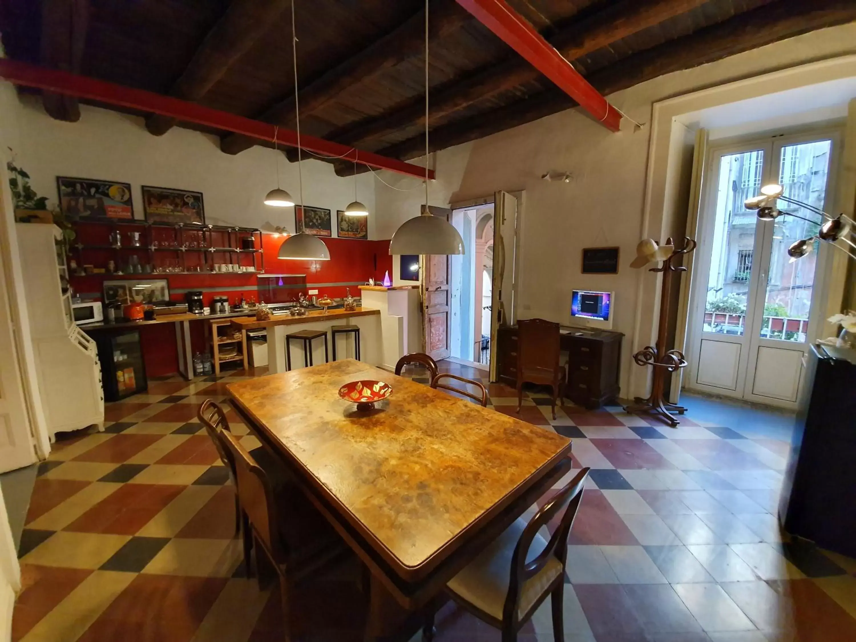 Kitchen or kitchenette in Spanish Palace Rooms, Suites Apartments & Terraces
