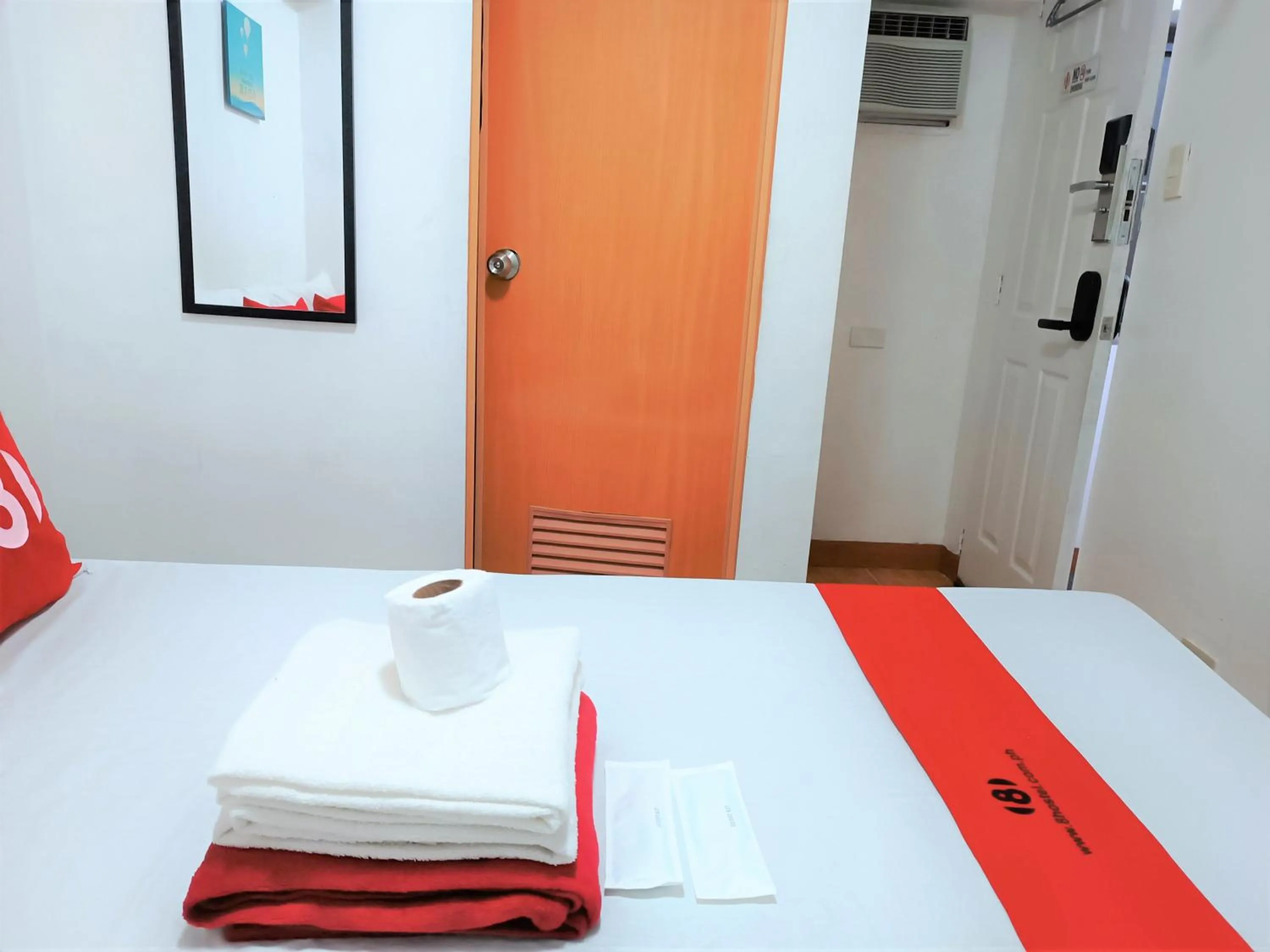 Bedroom, Bed in 8Hostel