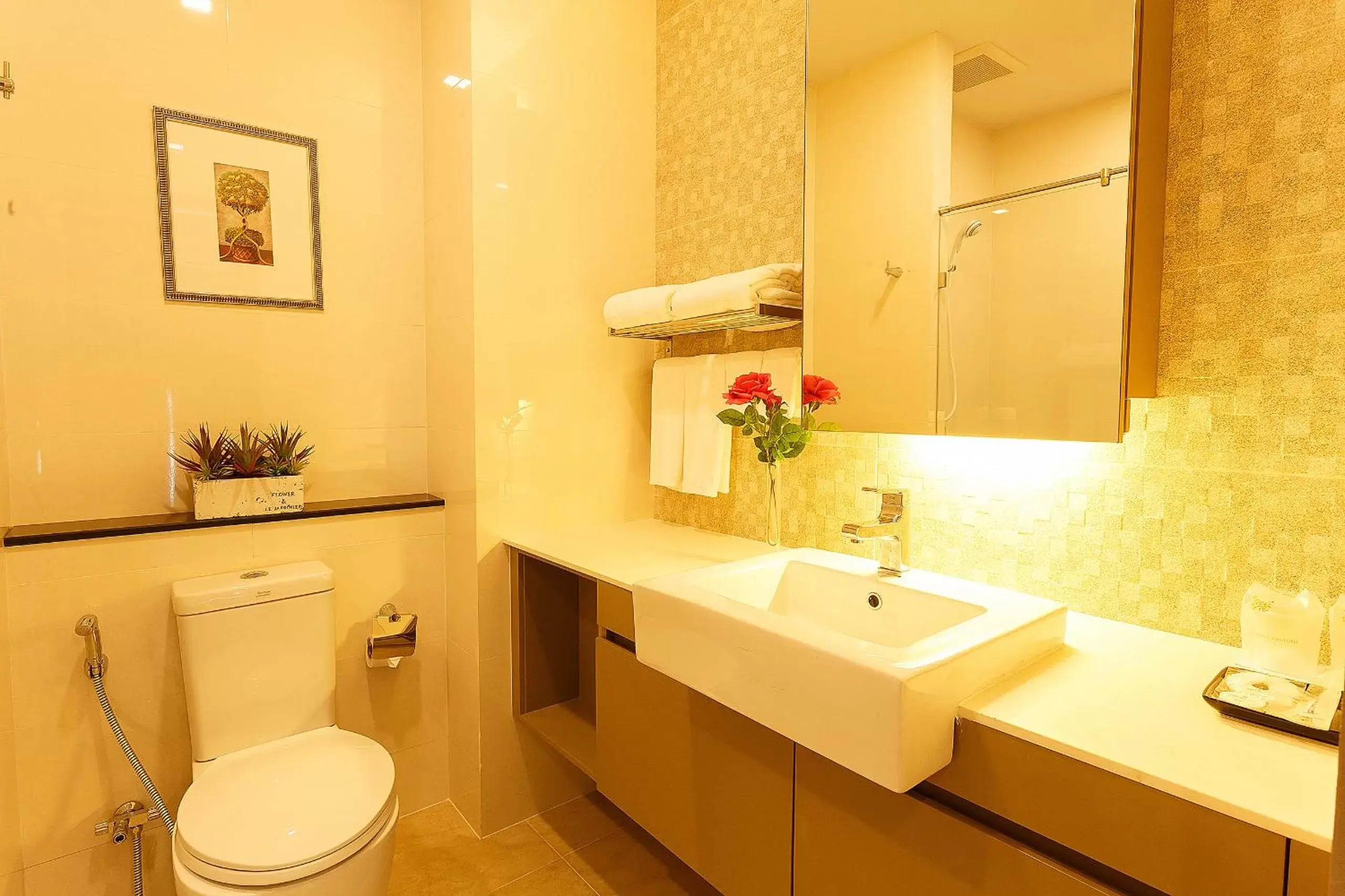 Bathroom in Green Point Residence Hotel