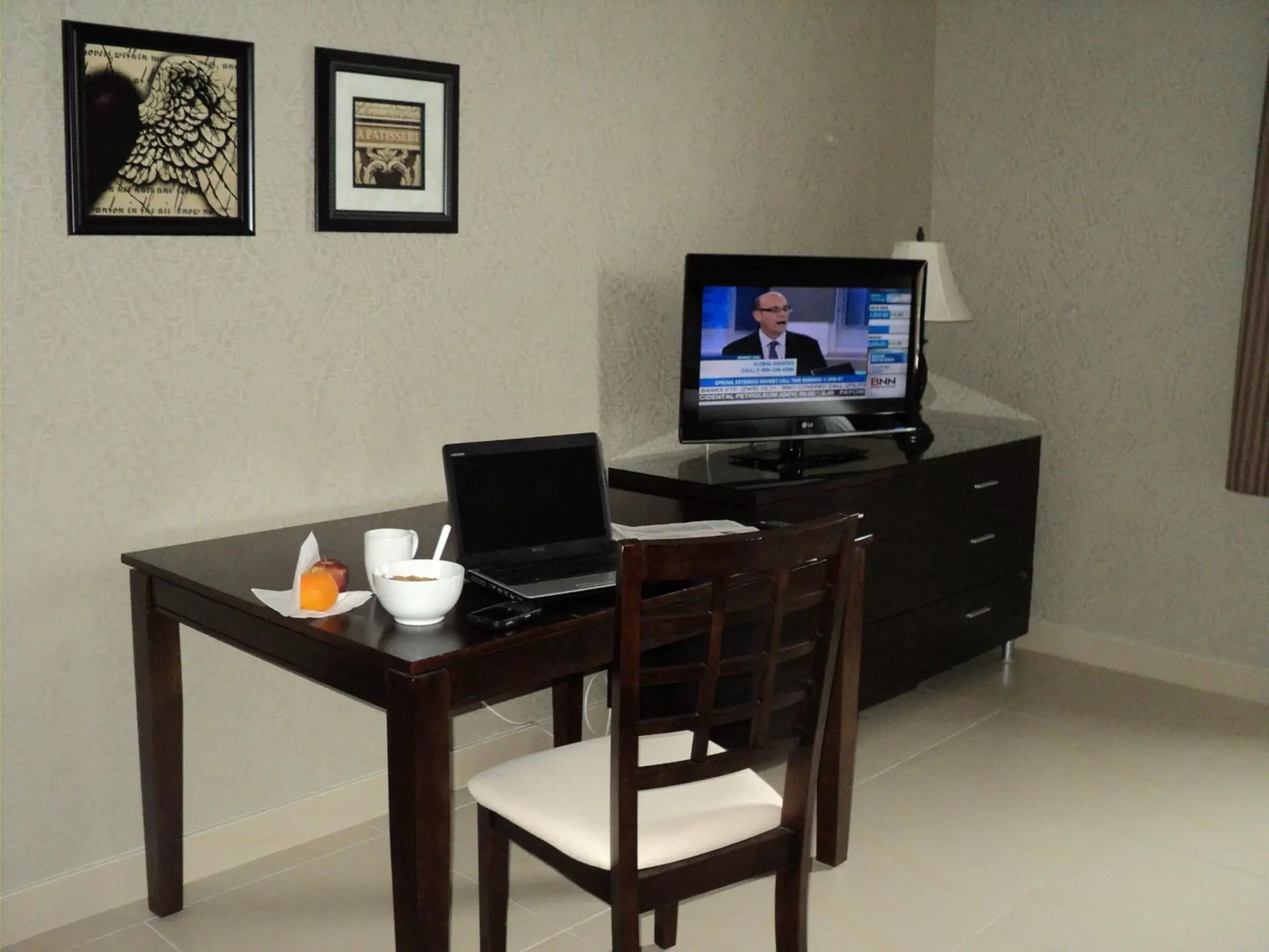 TV and multimedia, TV/Entertainment Center in Montecassino Hotel & Suites