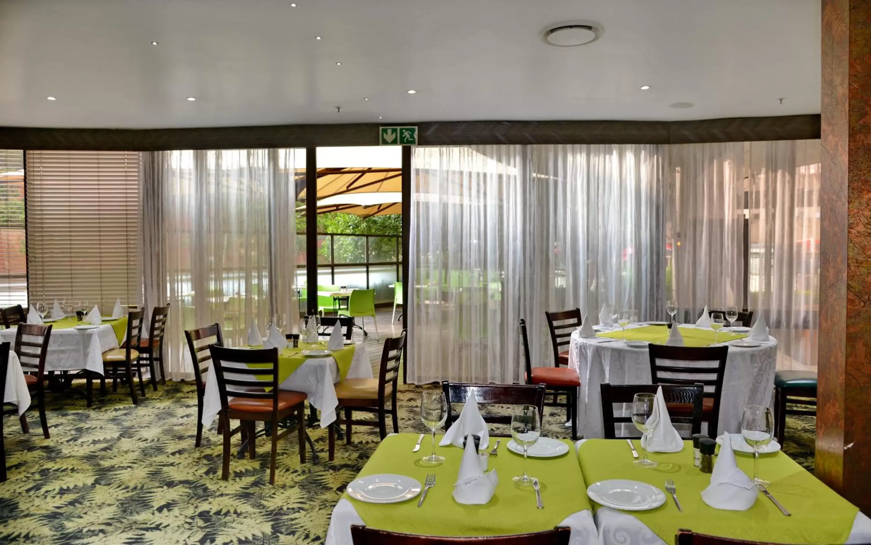 Restaurant/Places to Eat in ANEW Hotel Parktonian Johannesburg