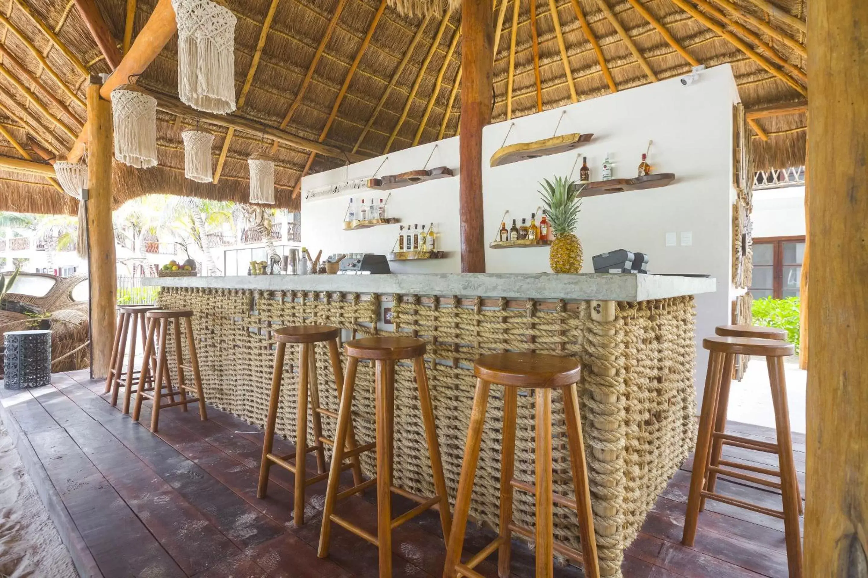 Restaurant/places to eat, Lounge/Bar in Selina Tulum