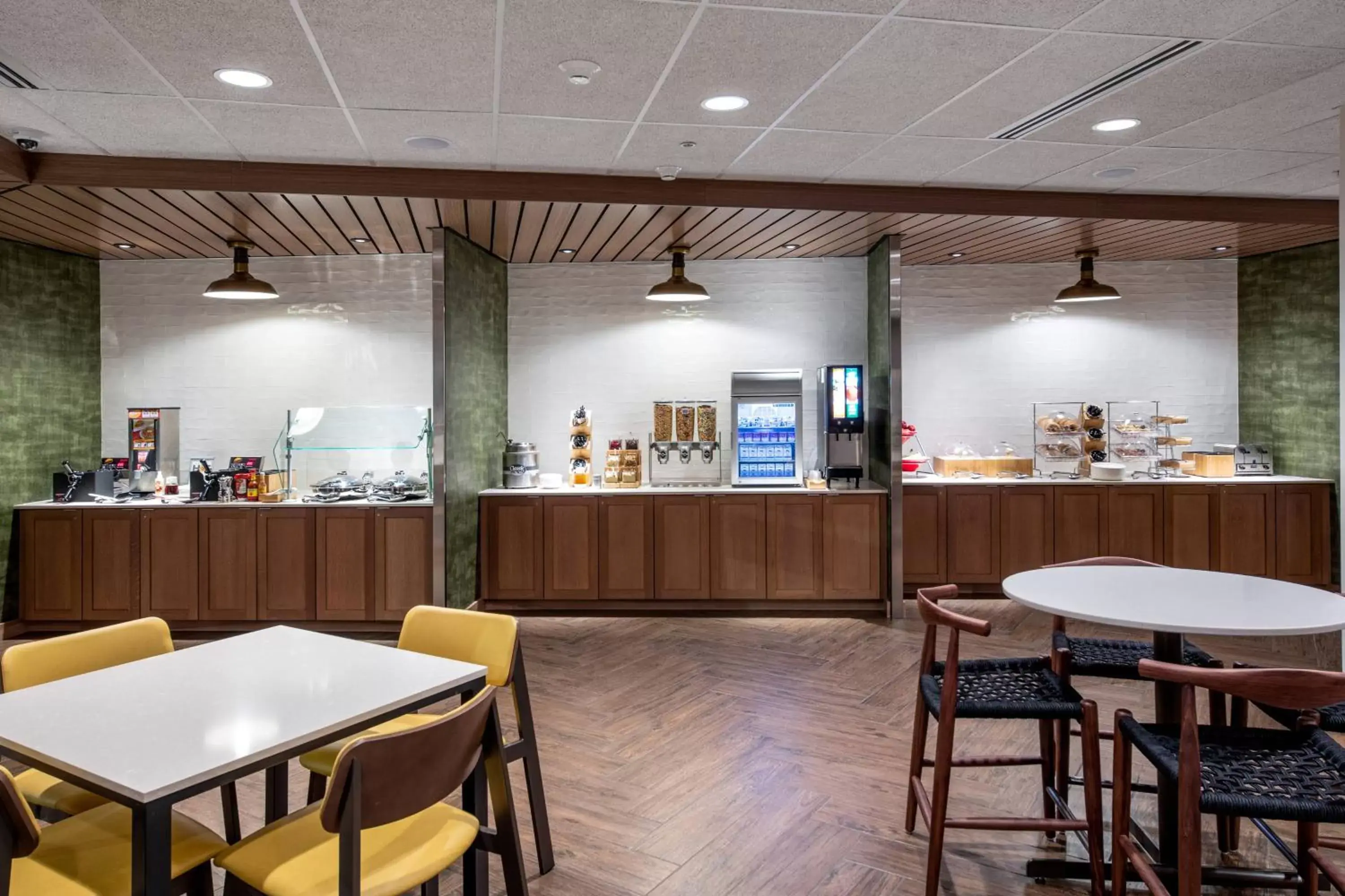 Breakfast, Restaurant/Places to Eat in Fairfield Inn & Suites by Marriott Little Rock Airport