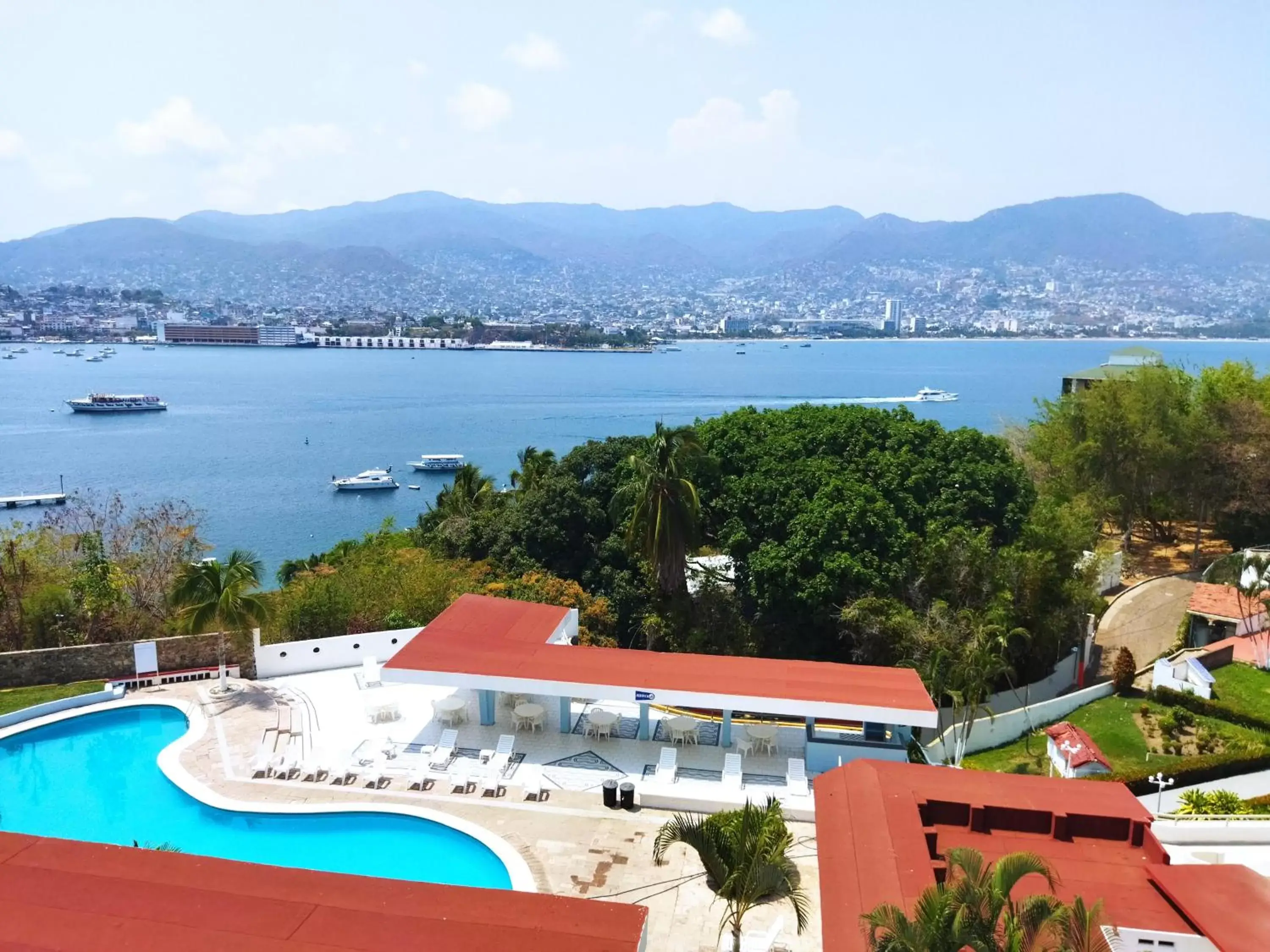 Sea view, Pool View in Hotel Aristos Acapulco