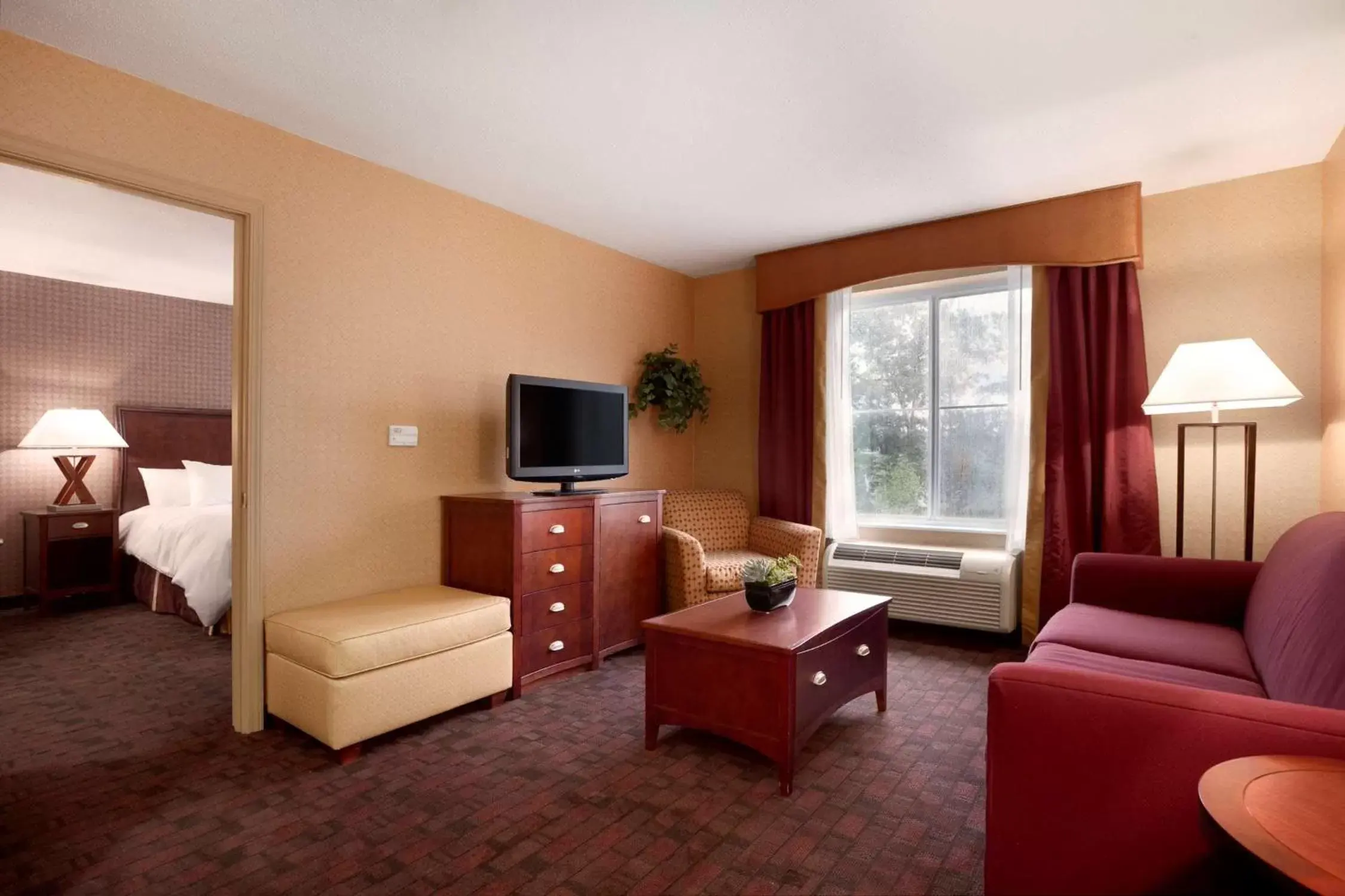 Living room, Seating Area in Homewood Suites Atlantic City Egg Harbor Township