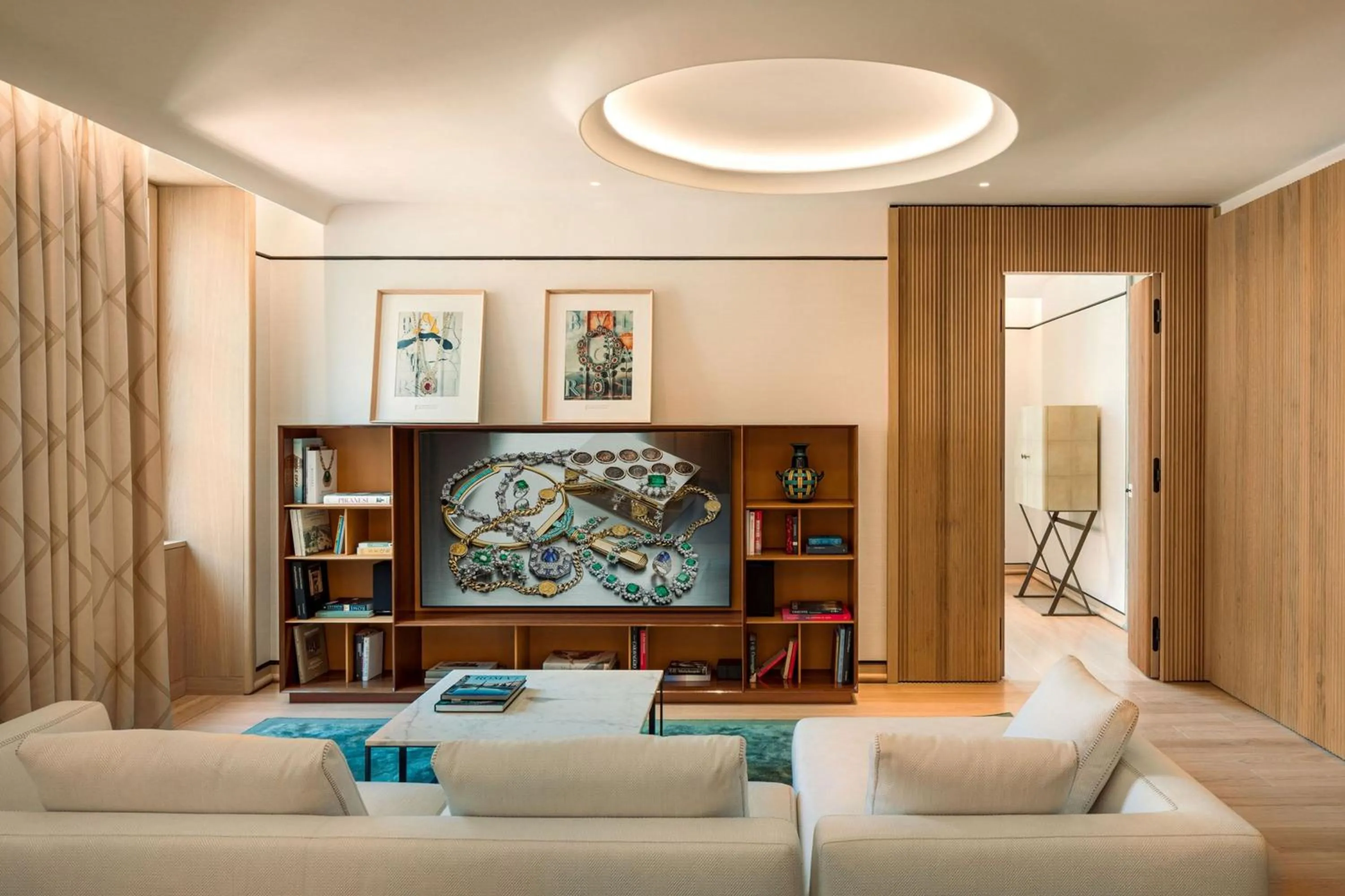 Photo of the whole room, Bed in Bvlgari Hotel Roma