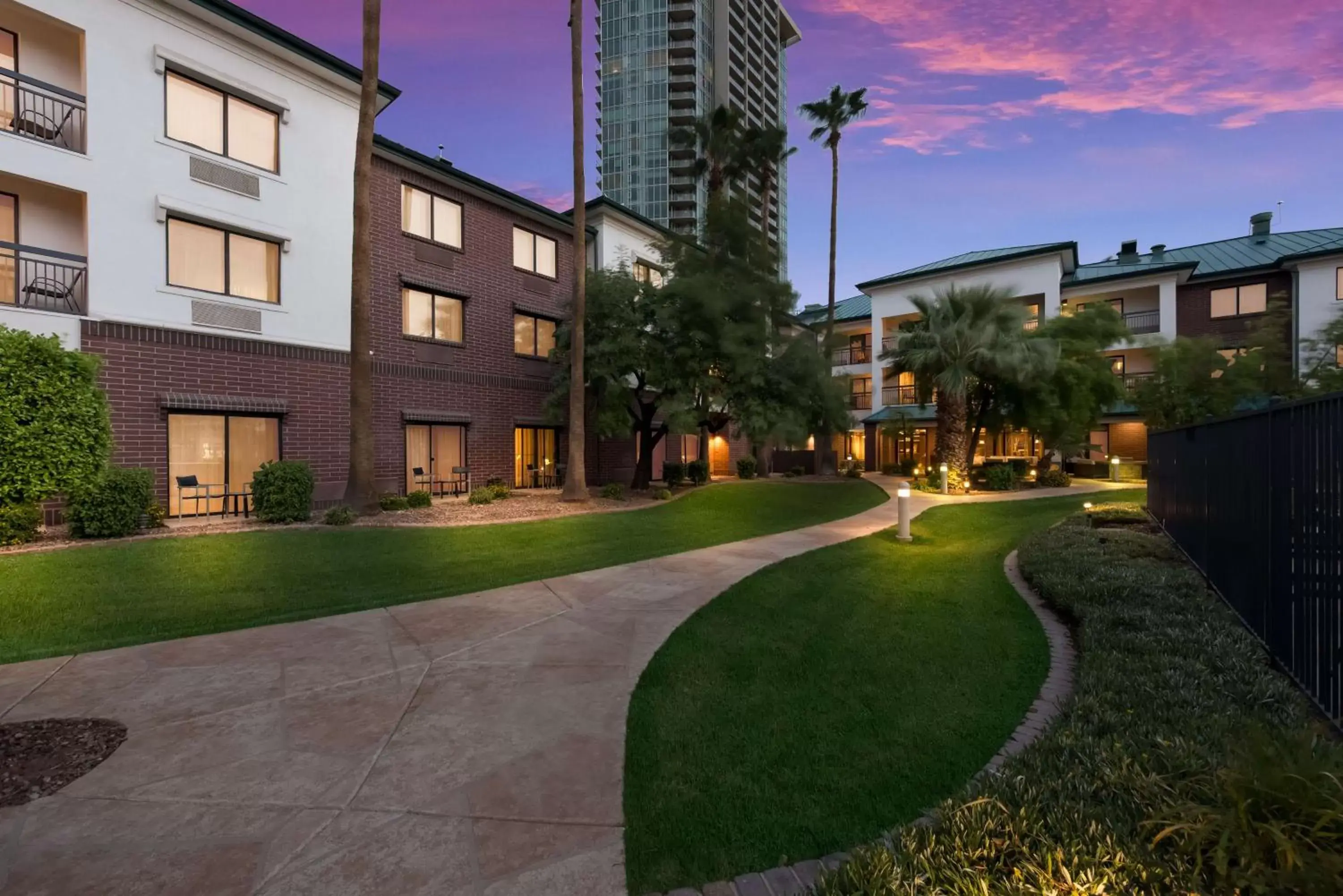 Property Building in Sonesta Select Tempe Downtown