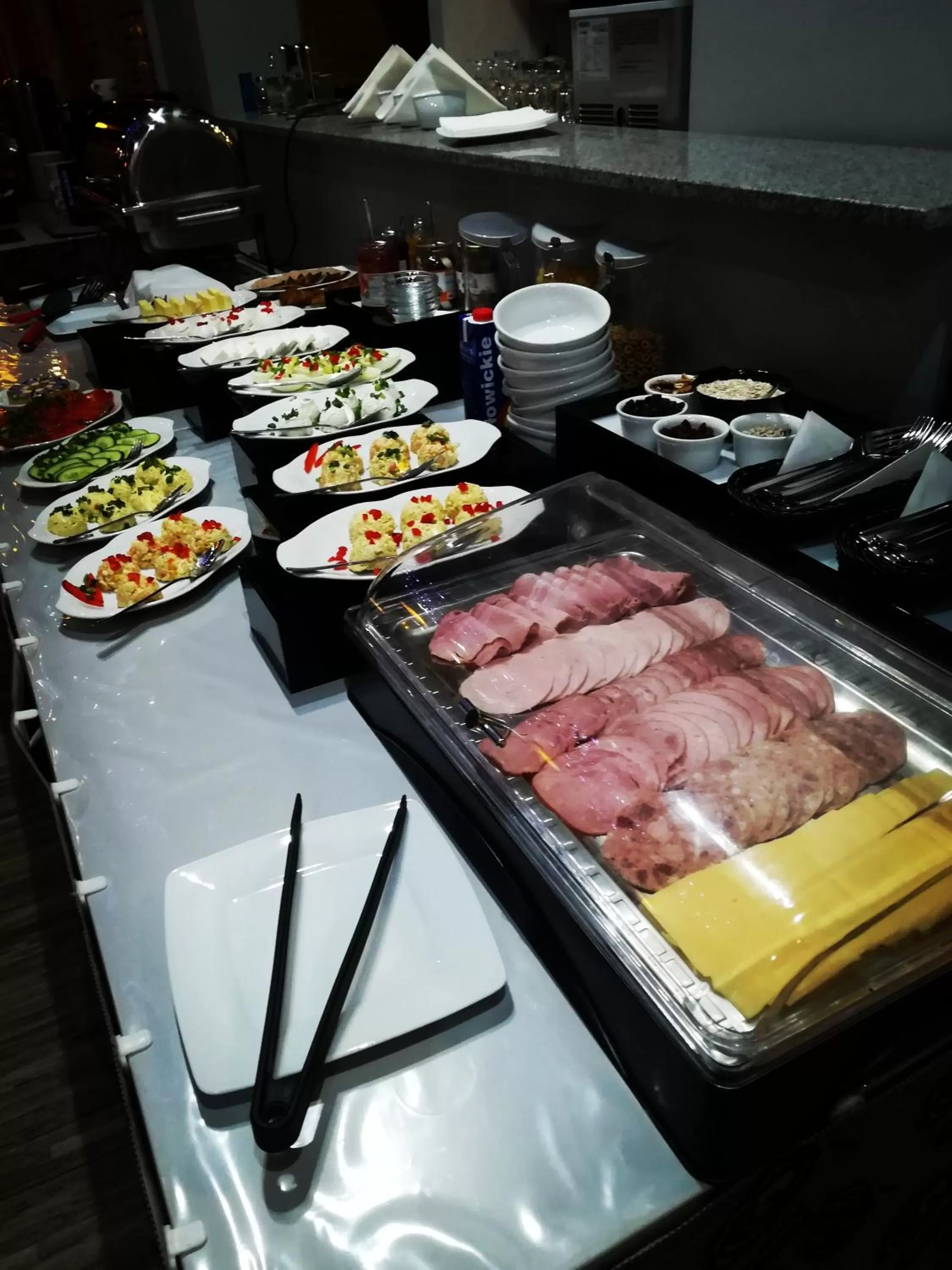 Breakfast in Grand Boutique Hotel - dawny Hotel Kaliski Ratuszowy