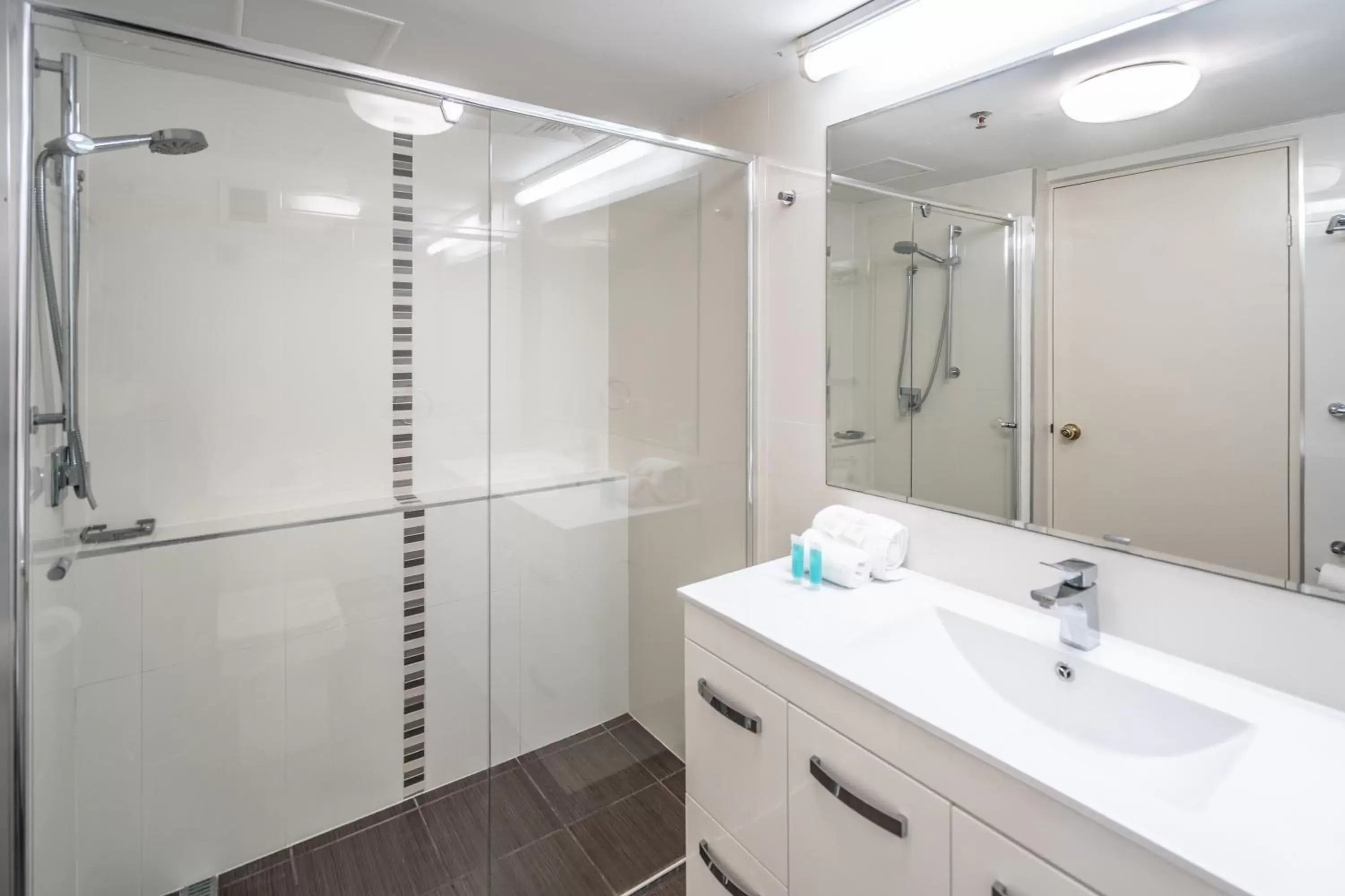 Bathroom in Biarritz Apartments