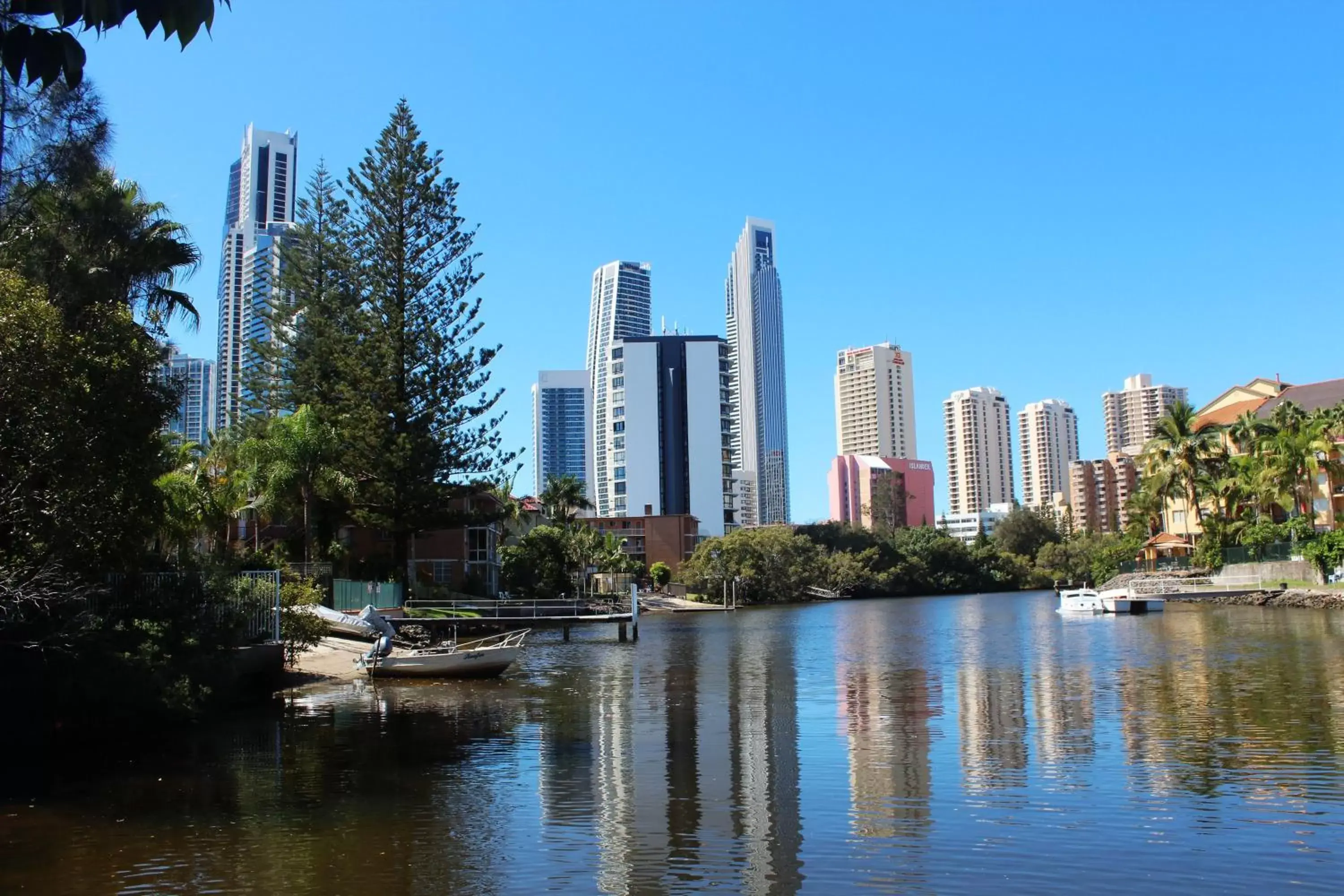 River view in Surfers Del Rey