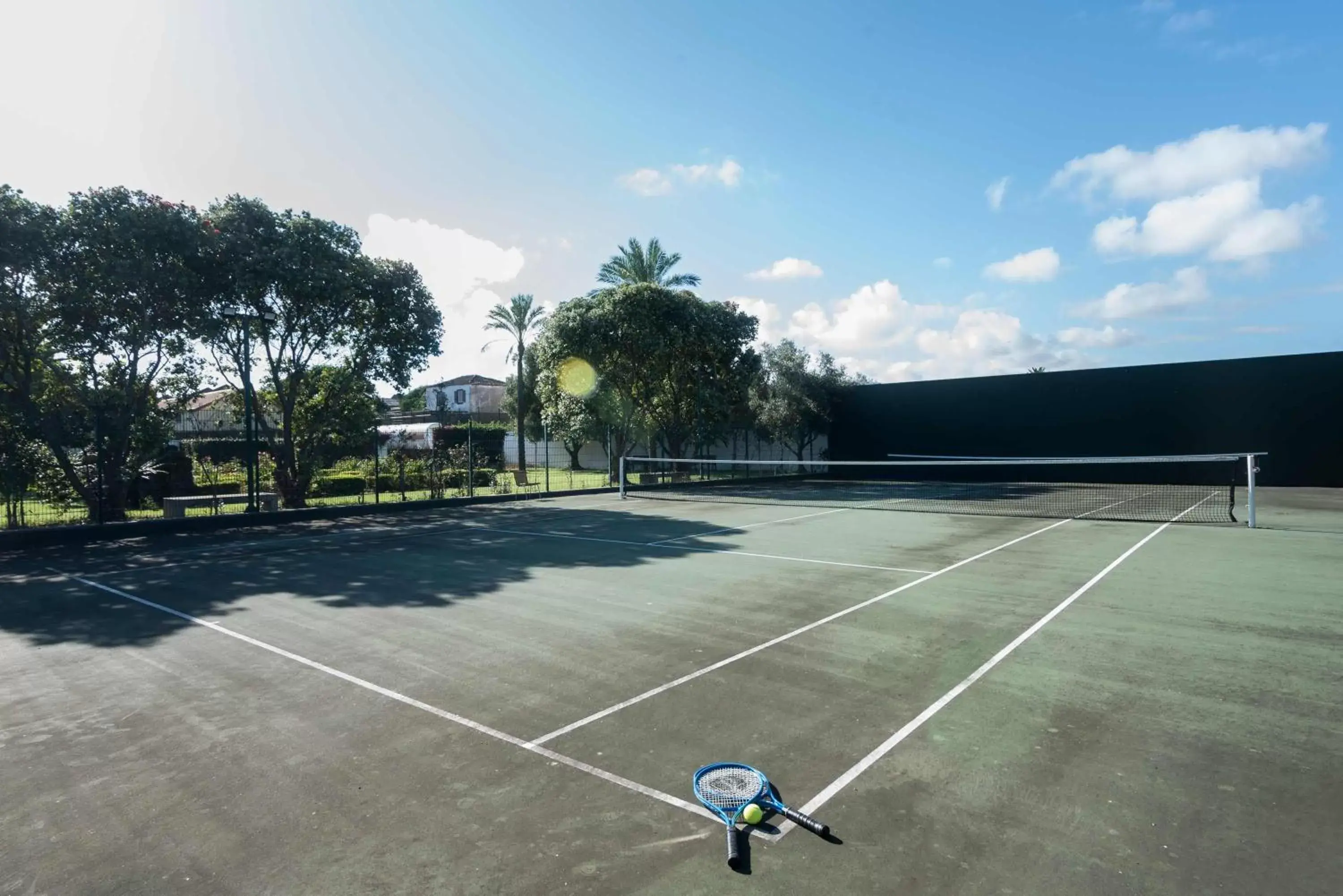 Activities, Tennis/Squash in Azoris Royal Garden – Leisure & Conference Hotel