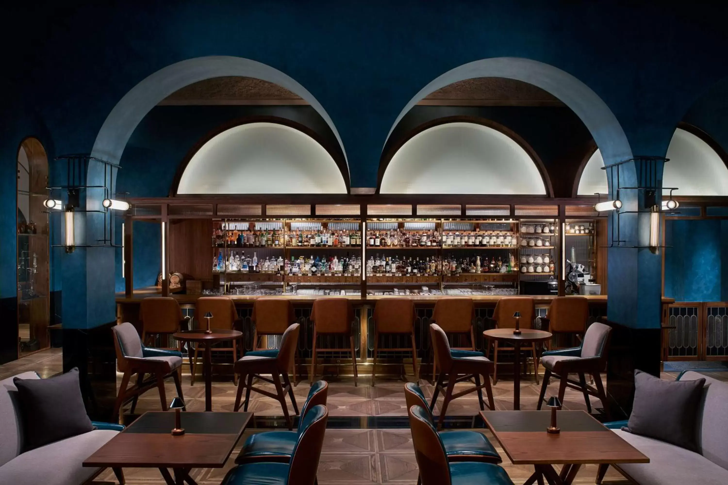 Lounge or bar, Lounge/Bar in Shangri-La Singapore