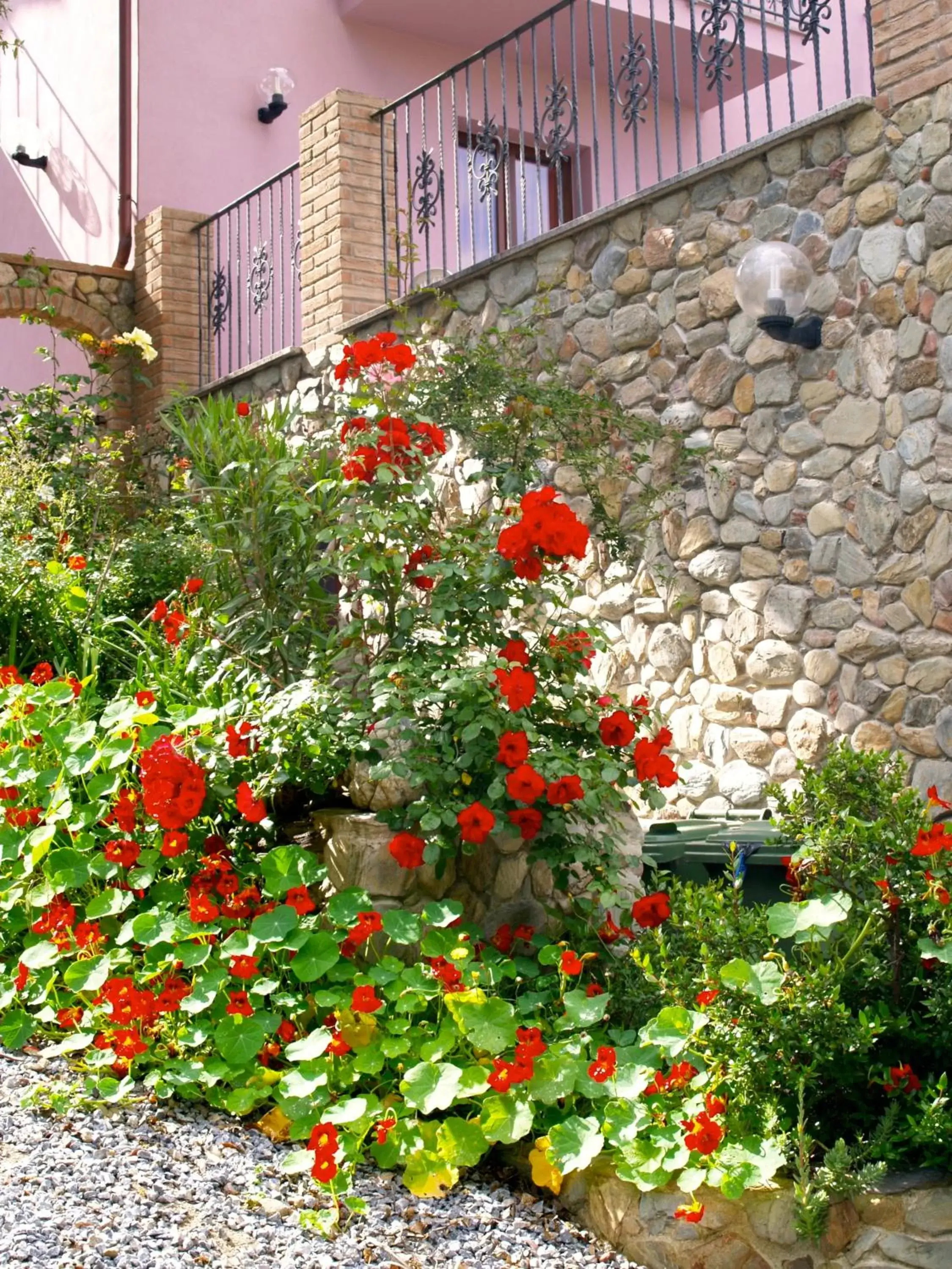 Garden in Residenza Locci - Rooms & Apartments