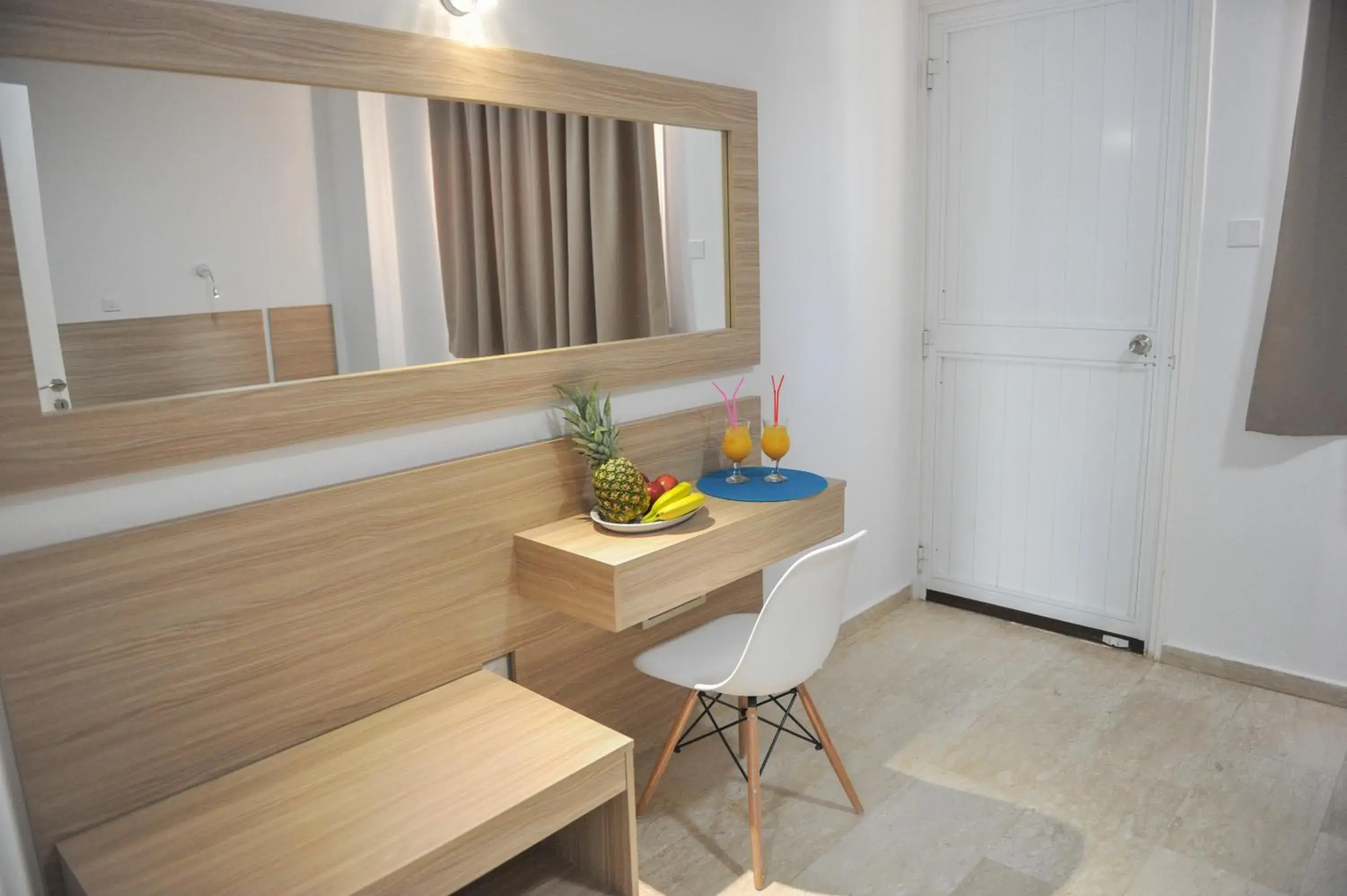 Bedroom, Dining Area in Fedrania Gardens Hotel