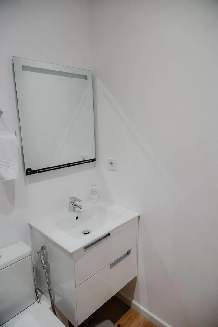 Bathroom in Le Premier Lisbon Suites