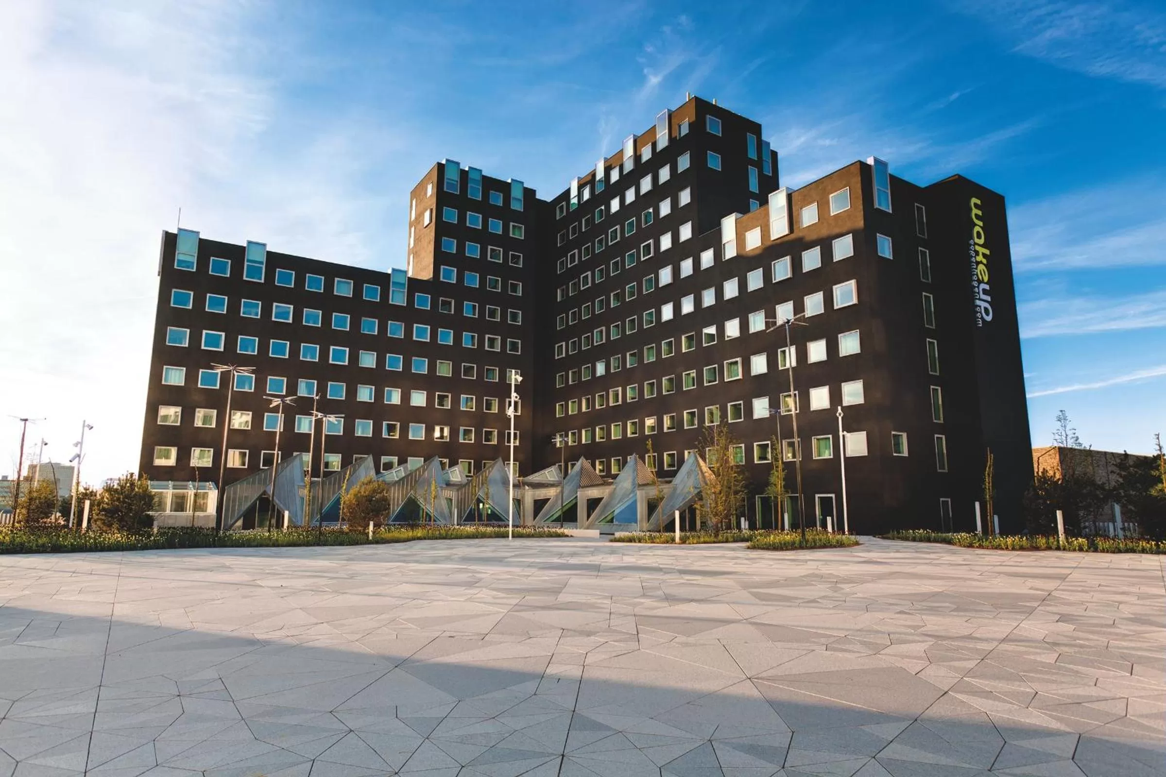 Facade/entrance in Wakeup Copenhagen - Carsten Niebuhrs Gade