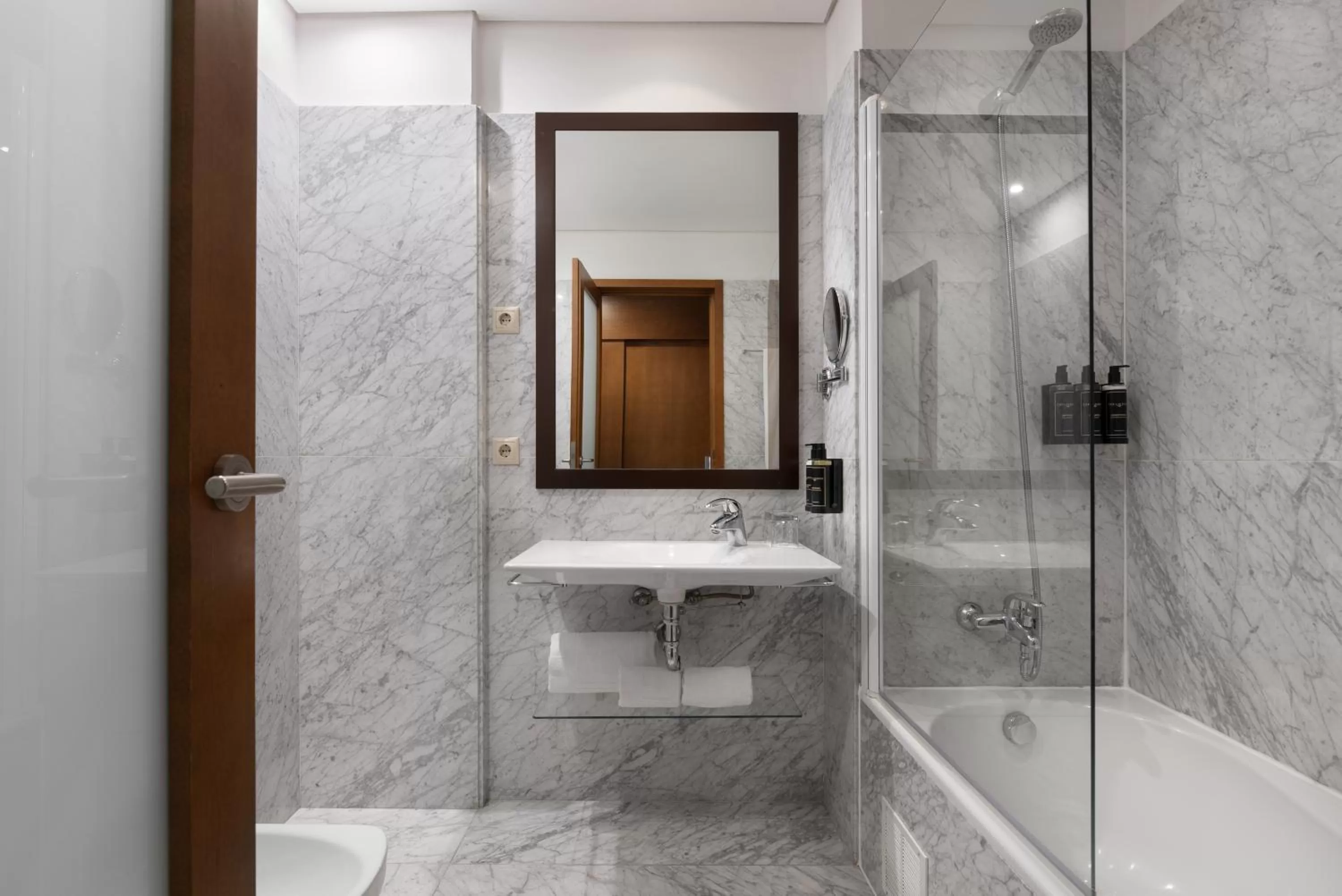 Toilet in Eurostars das Artes