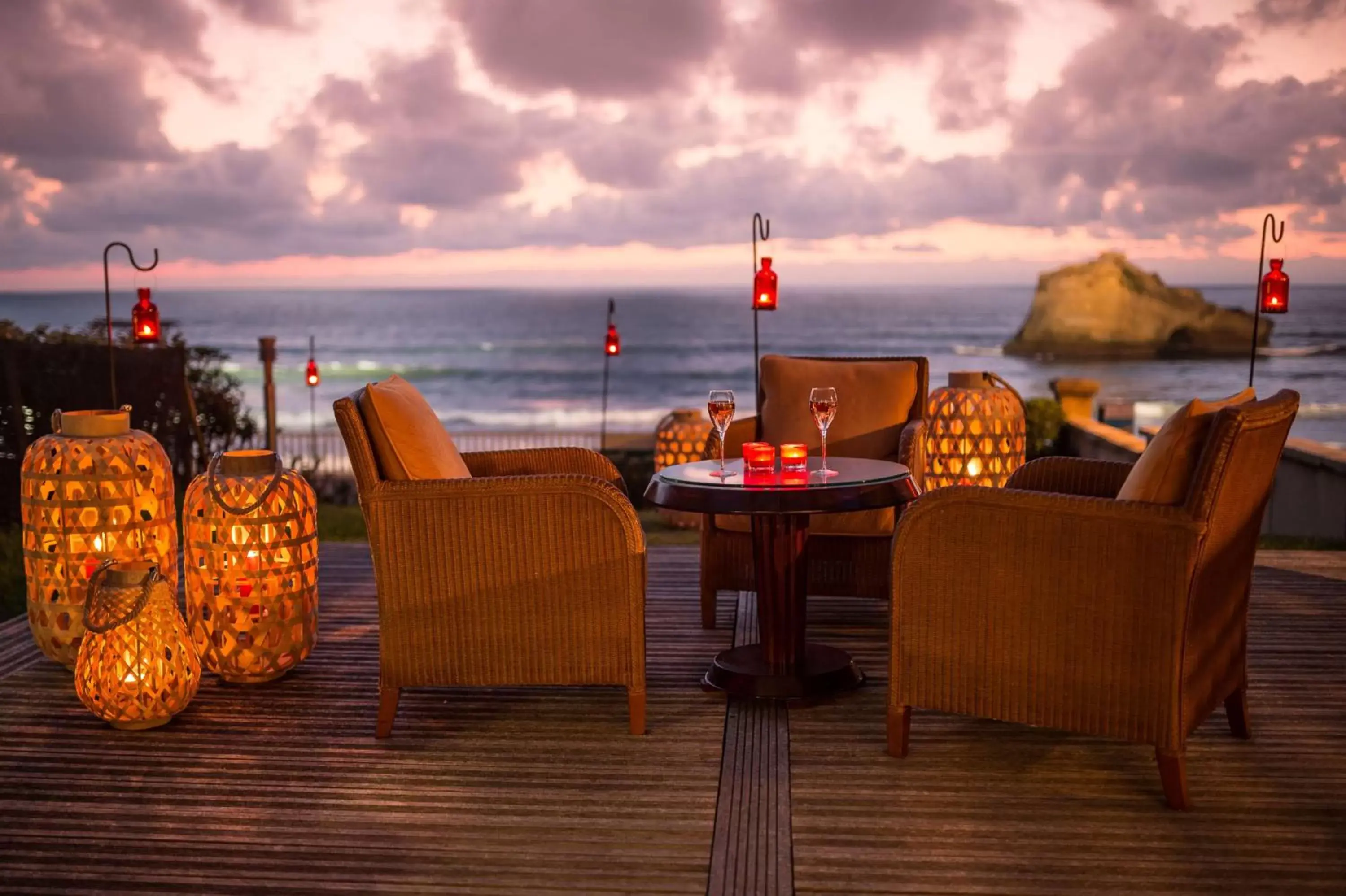 Lounge or bar in Hôtel du Palais Biarritz, in The Unbound Collection by Hyatt