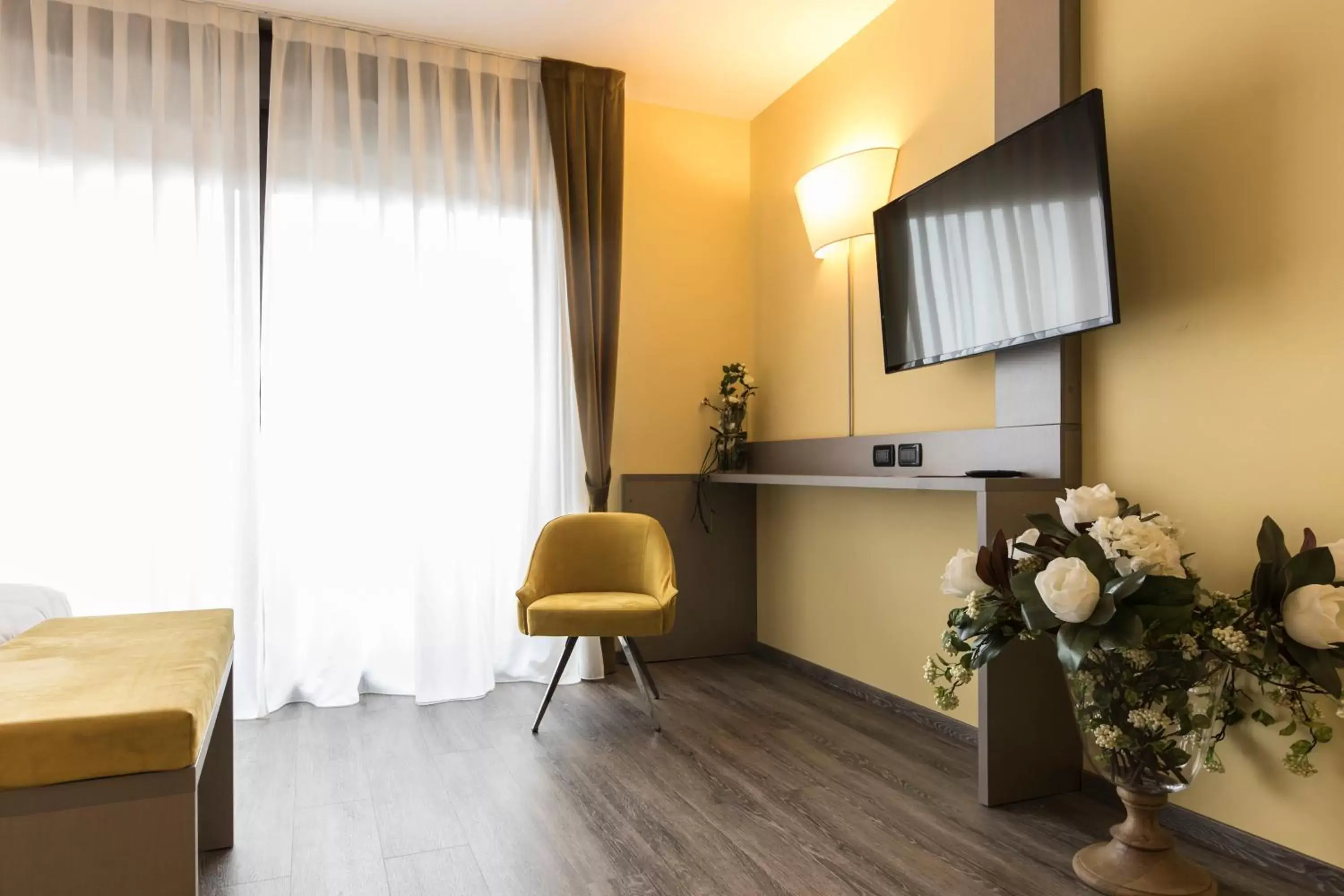 hair dresser, Seating Area in Hotel Donatello Imola