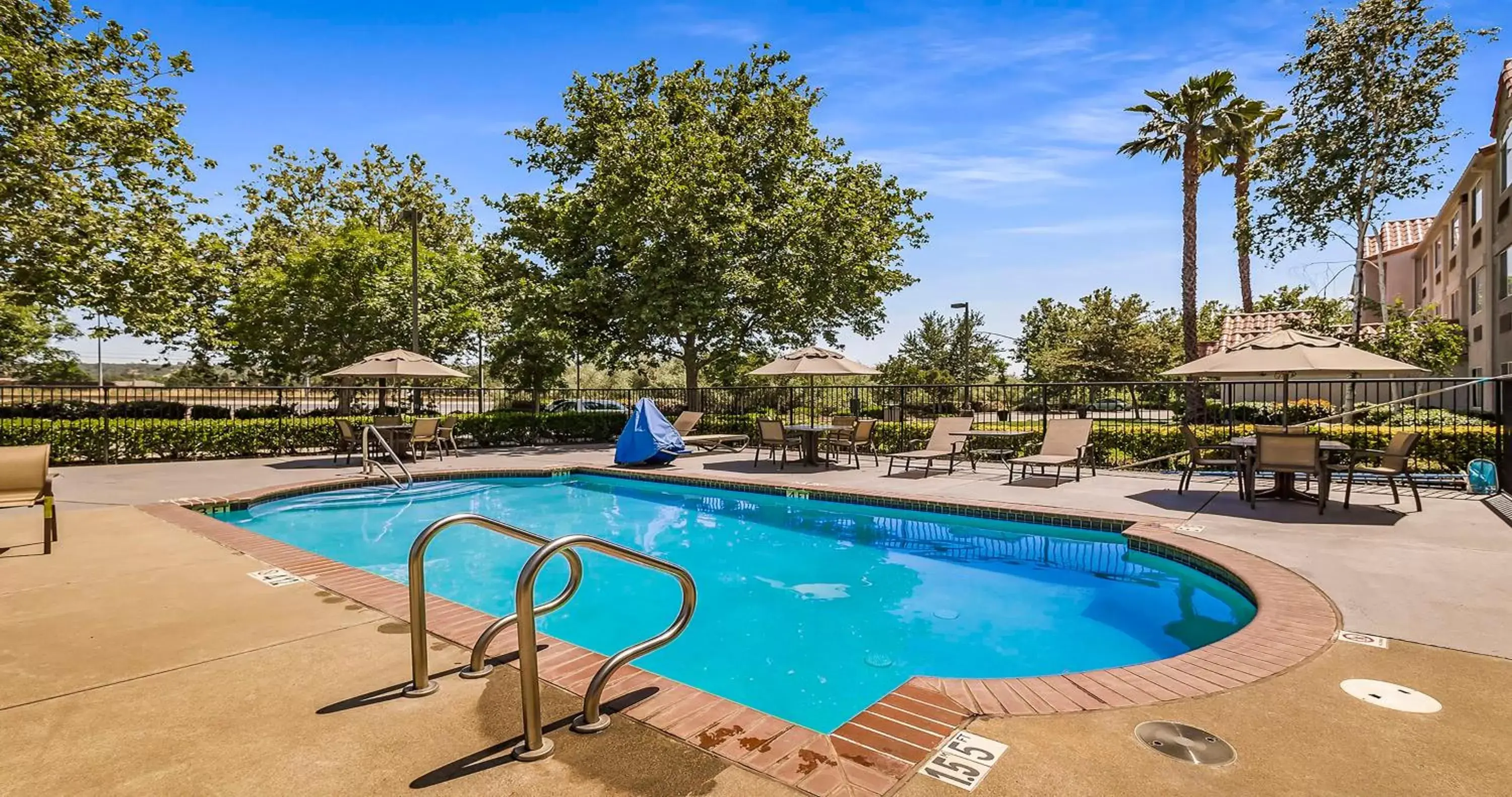 Pool view, Swimming Pool in SureStay Plus Hotel by Best Western Rocklin