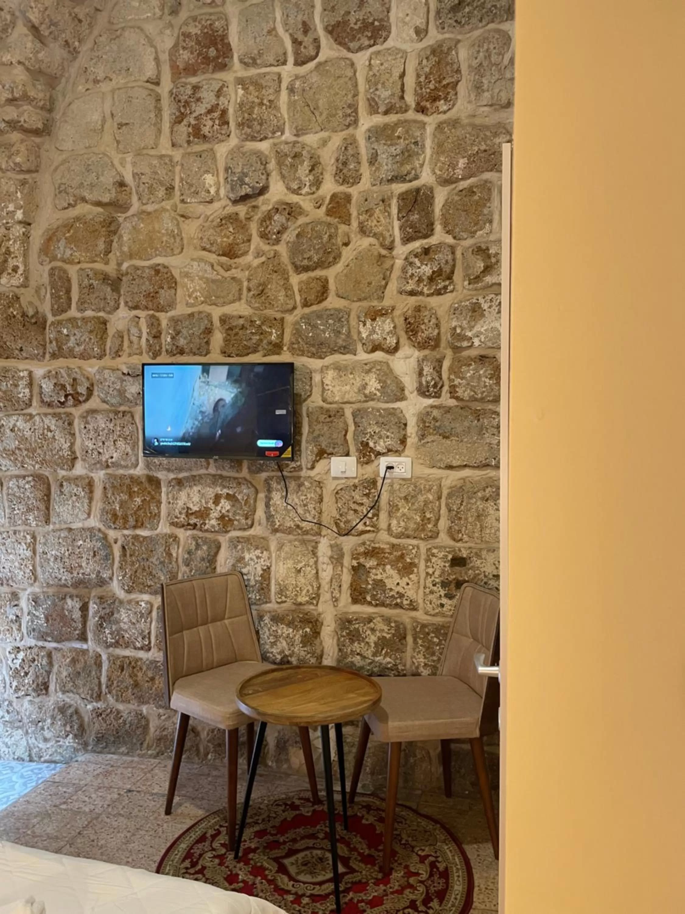 TV/Entertainment Center in Hebi house