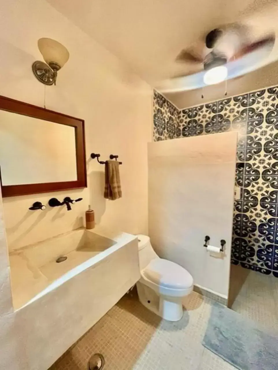Bathroom in Hotel & Hostal Boutique Casa Garza