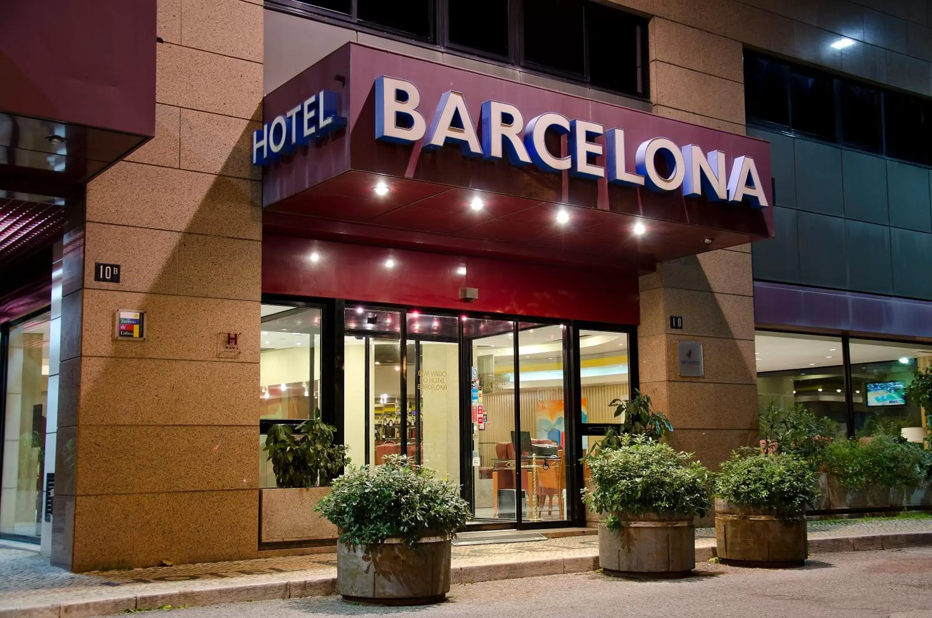 Facade/entrance in Hotel 3K Barcelona