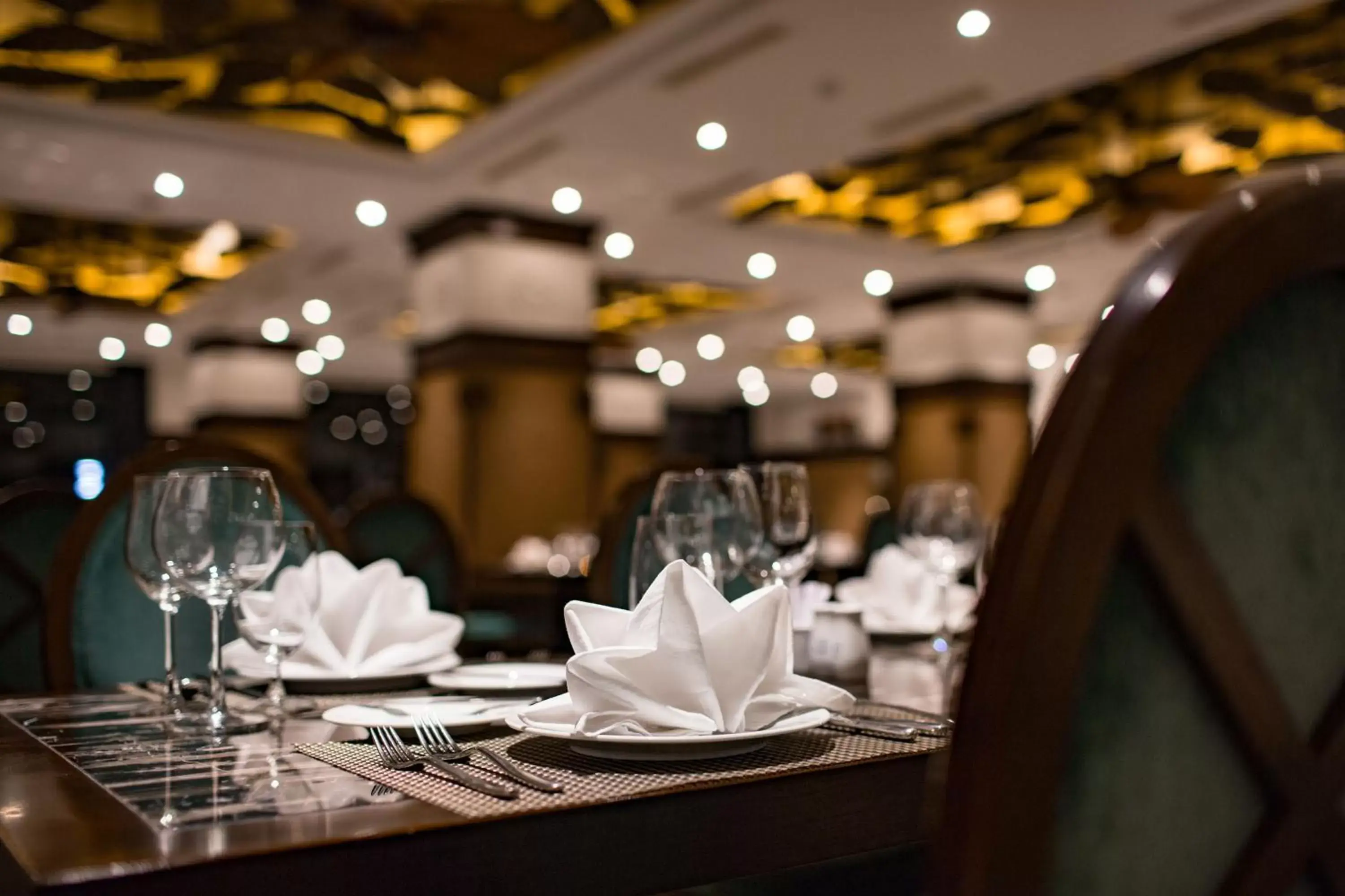 Restaurant/places to eat in Ninh Binh Hidden Charm Hotel & Resort Restaurant/places to eat in Ninh Binh Hidden Charm Hotel & Resort