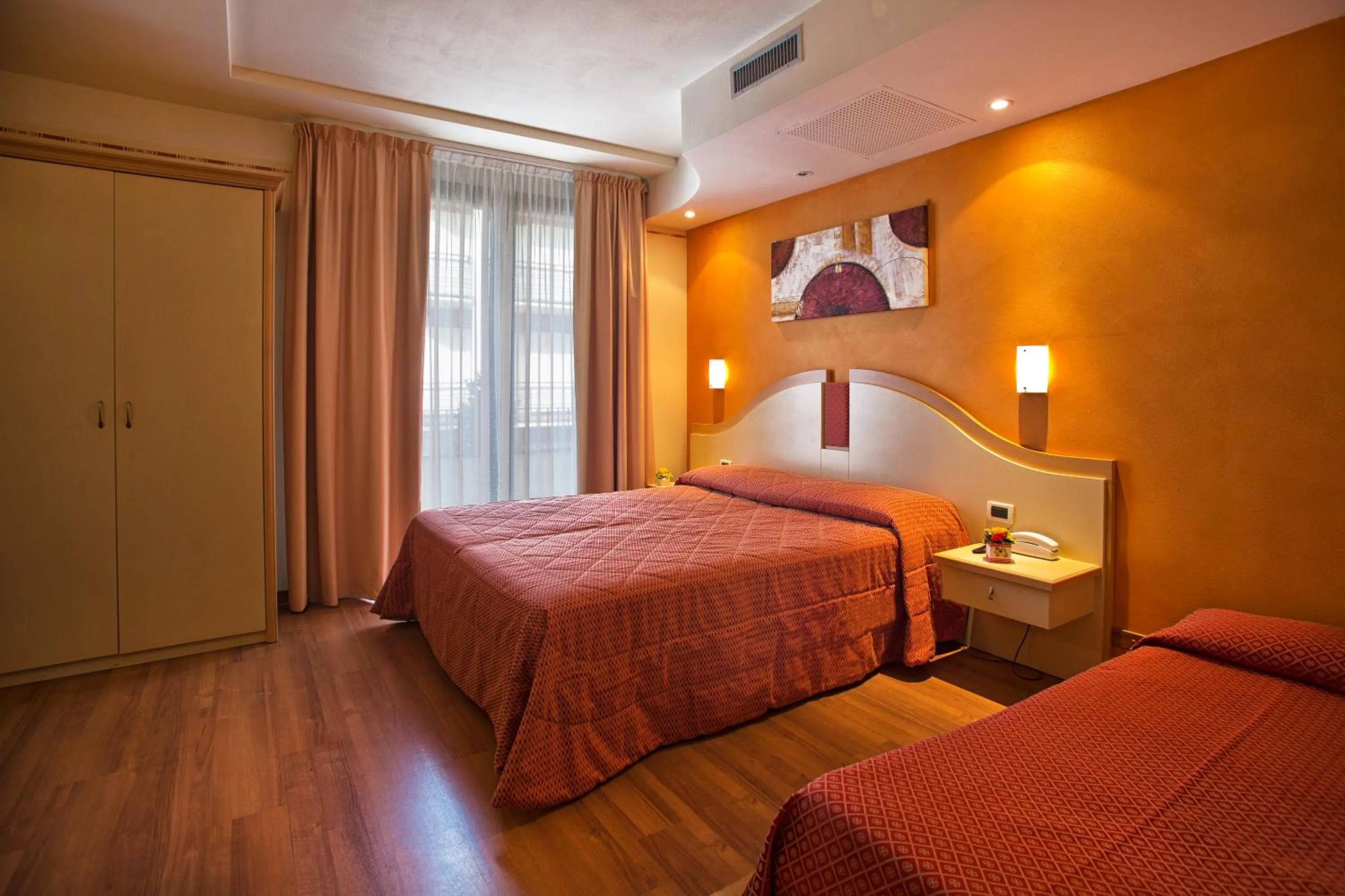 Bedroom, Bed in Hotel La Rondine