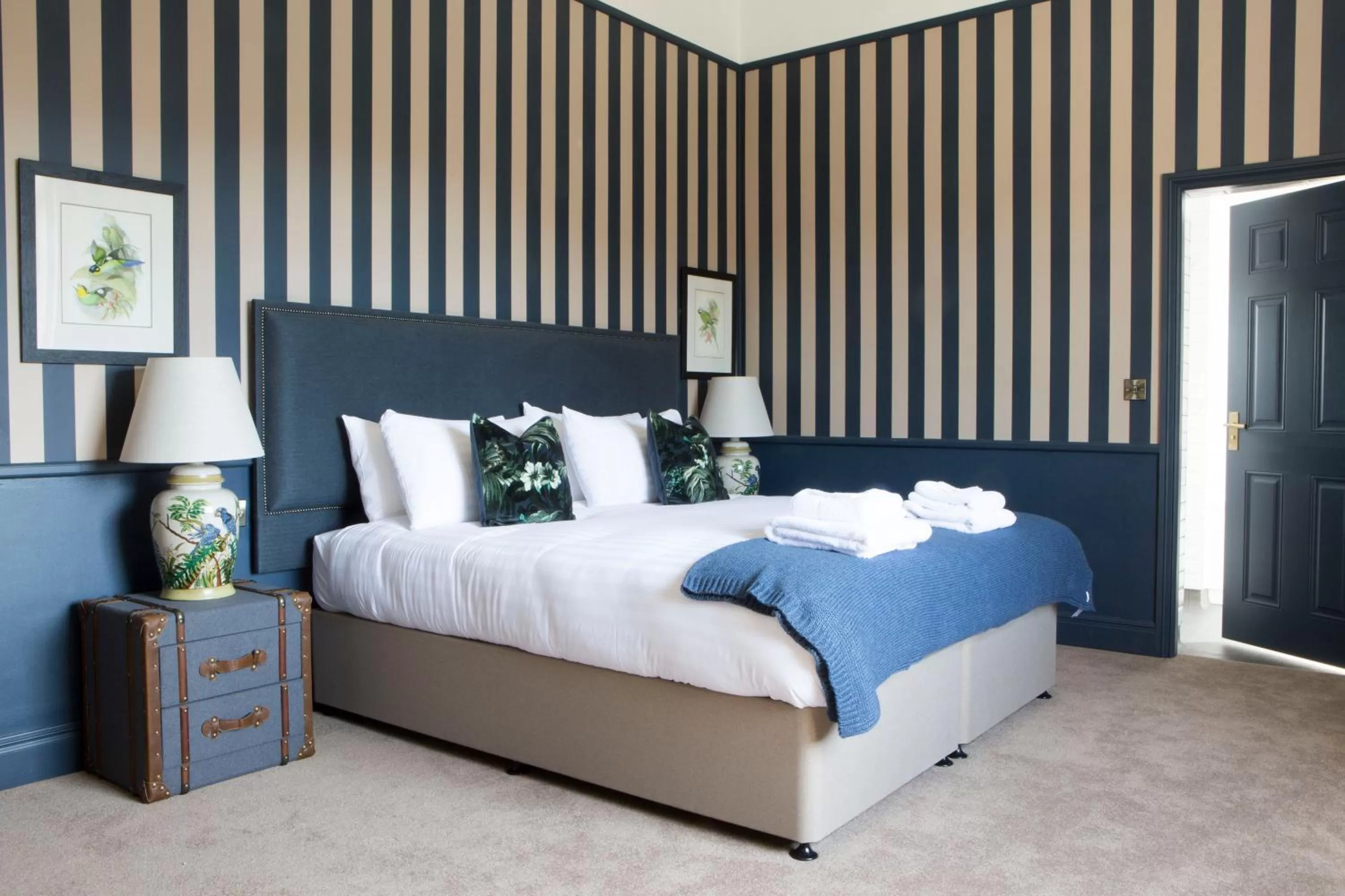 Bed in Wynnstay Arms, Ruabon, Wrexham