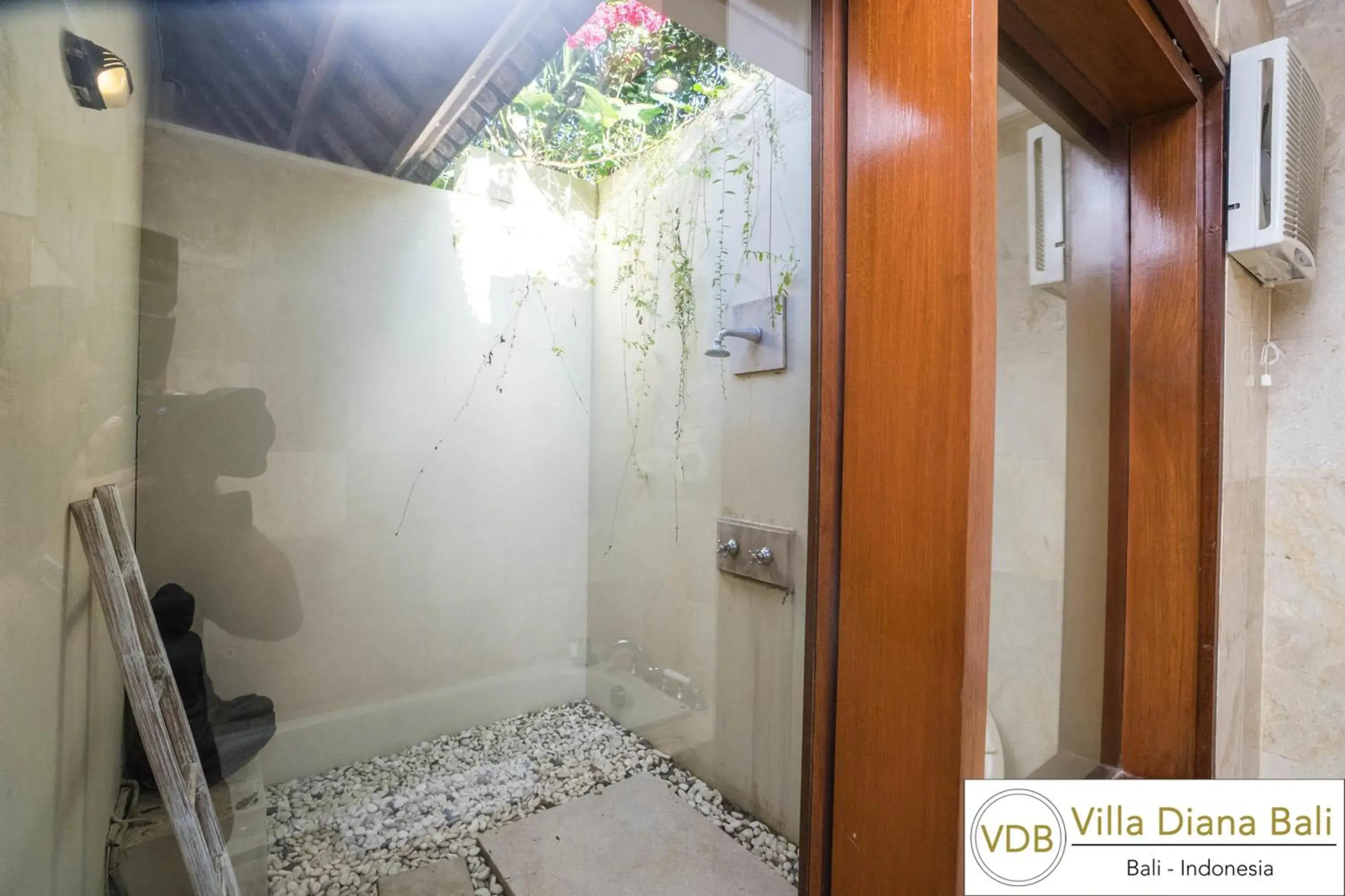 Bathroom in Villa Diana Bali