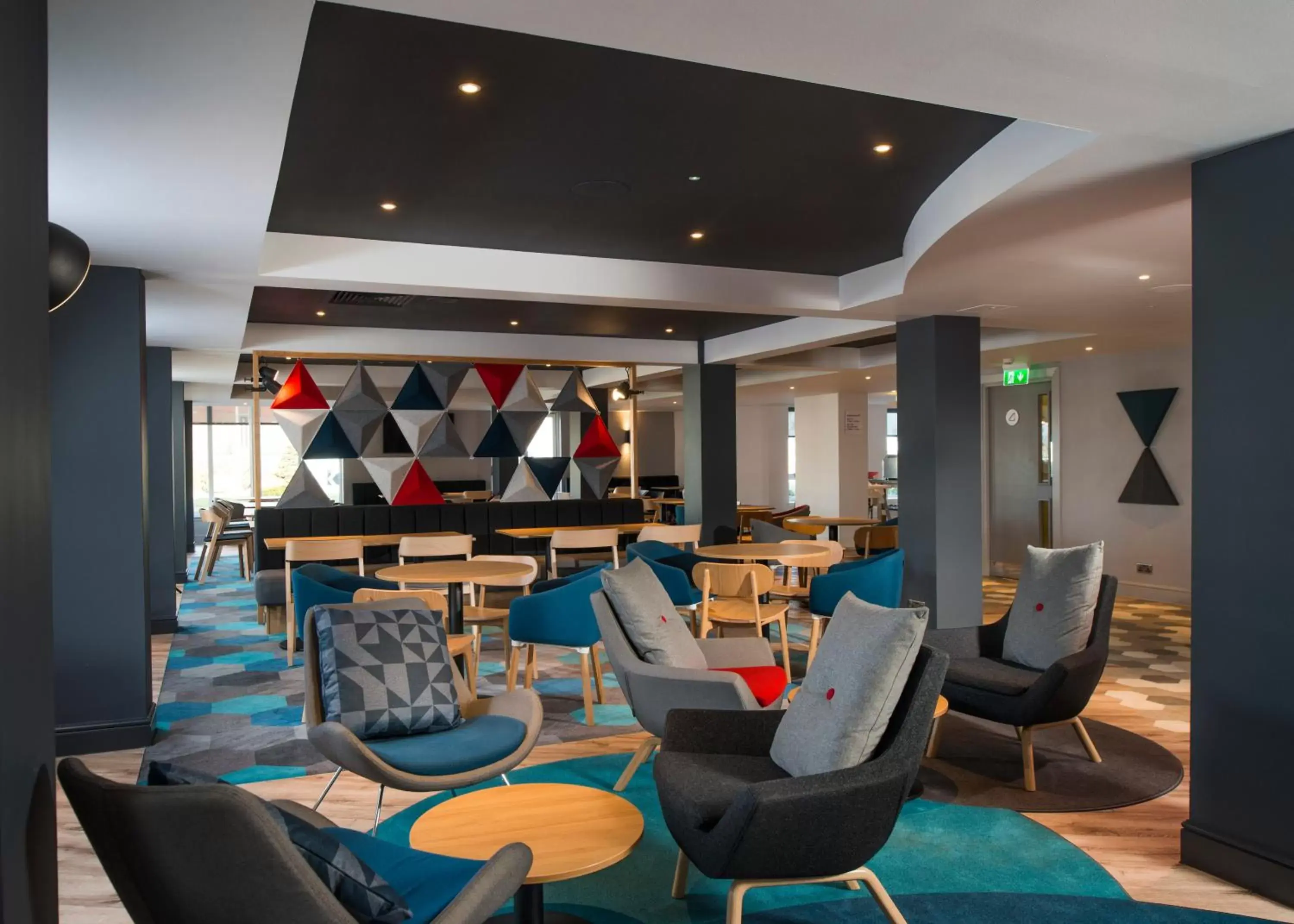 Lobby or reception, Restaurant/Places to Eat in Holiday Inn Express Edinburgh - Leith Waterfront, an IHG Hotel