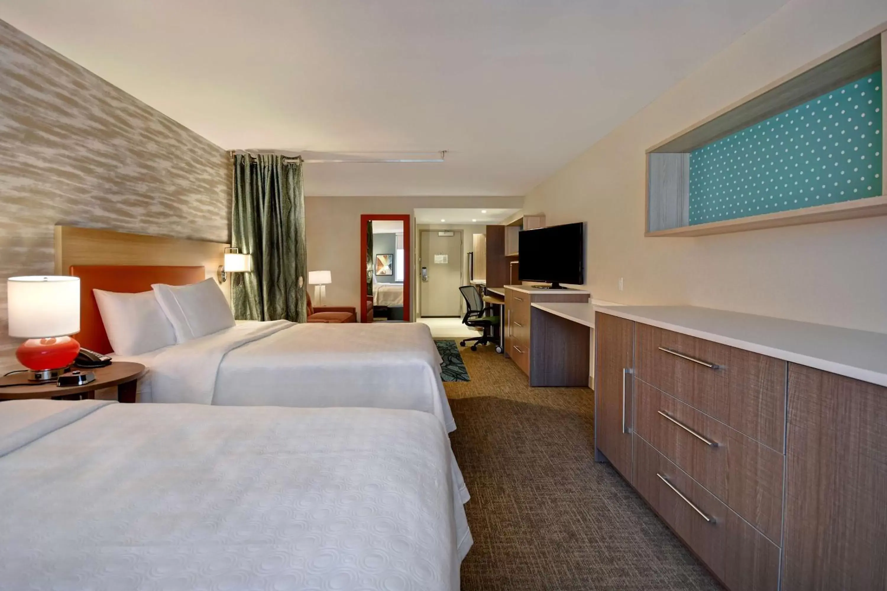 Bed in Home2 Suites By Hilton Boston South Bay